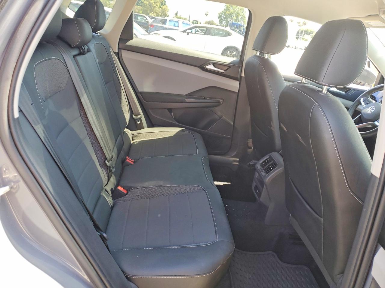 2023 Volkswagen Taos Se Gray vin: 3VVSX7B2XPM302755
