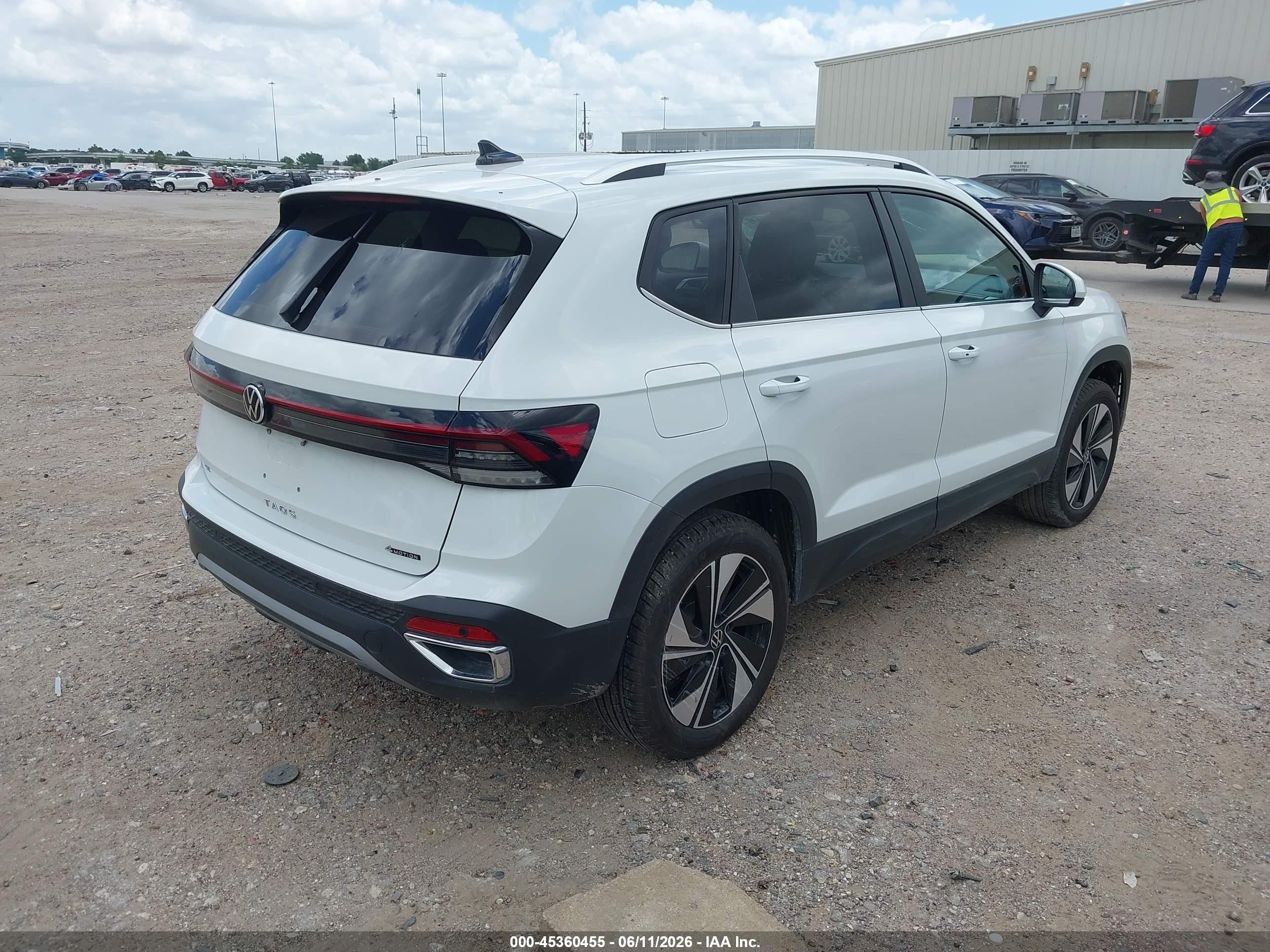 2026 Volkswagen Taos Se White vin: 3VVUC7B20TM048469