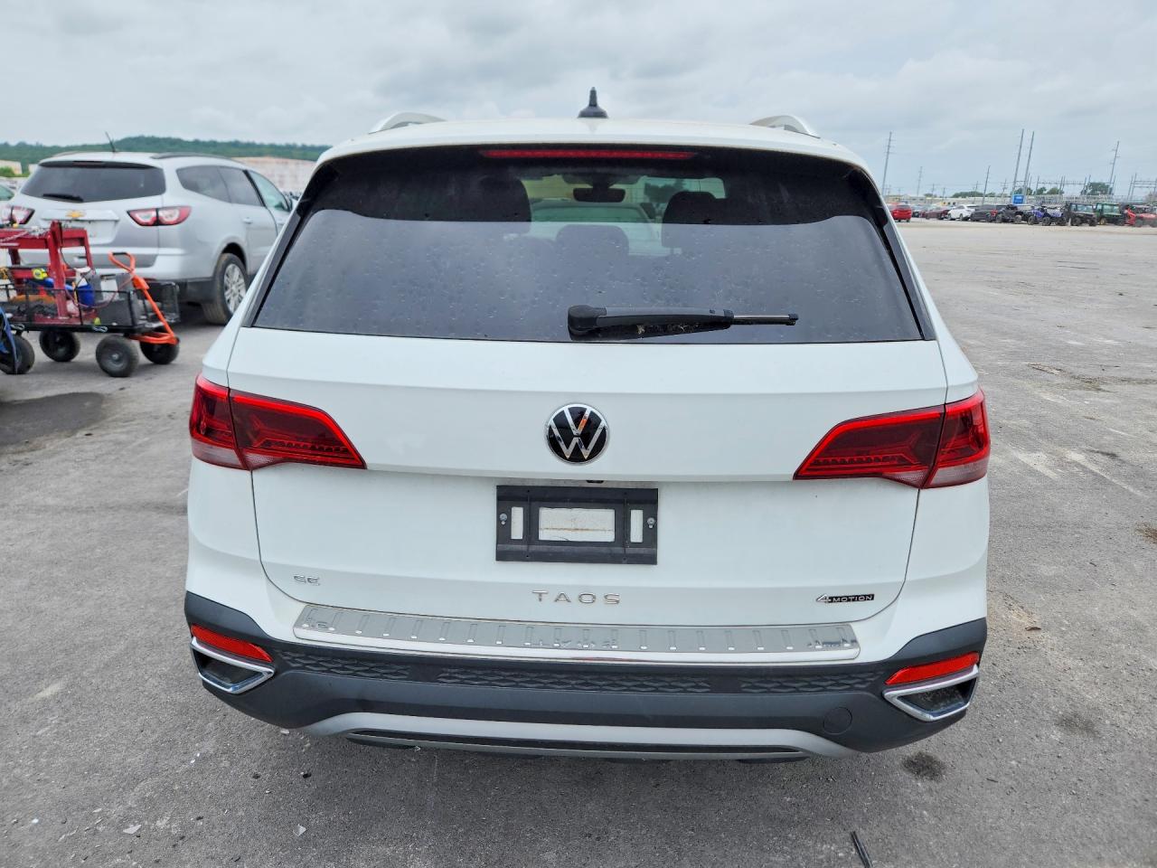 2024 Volkswagen Taos Se White vin: 3VVUX7B20RM060067