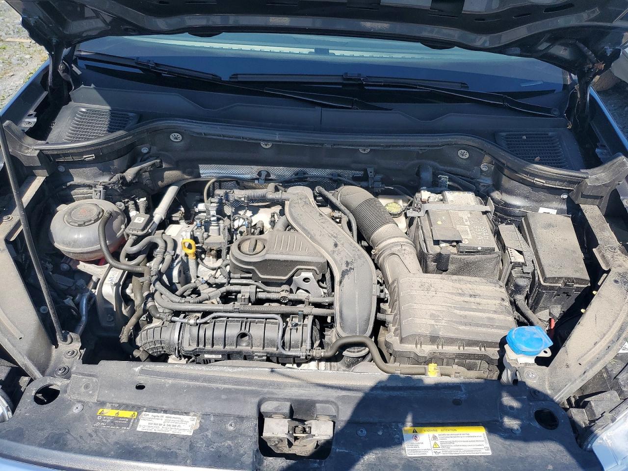 2024 Volkswagen Taos Se Gray vin: 3VVUX7B22RM041987