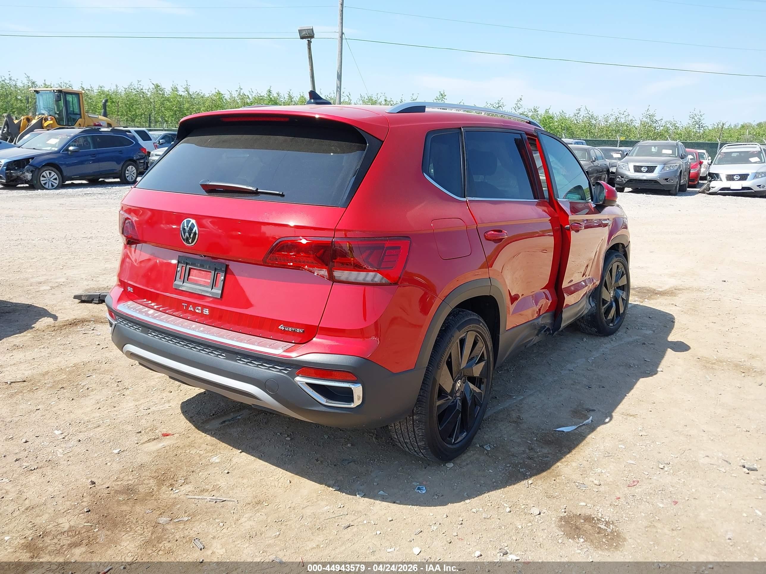 2024 Volkswagen Taos 1.5t Se Красный vin: 3VVUX7B24RM025399