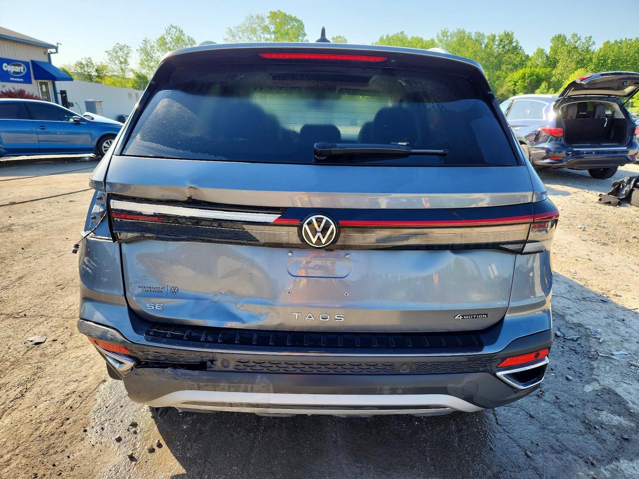 2025 Volkswagen Taos Se Gray vin: 3VVVC7B23SM016618