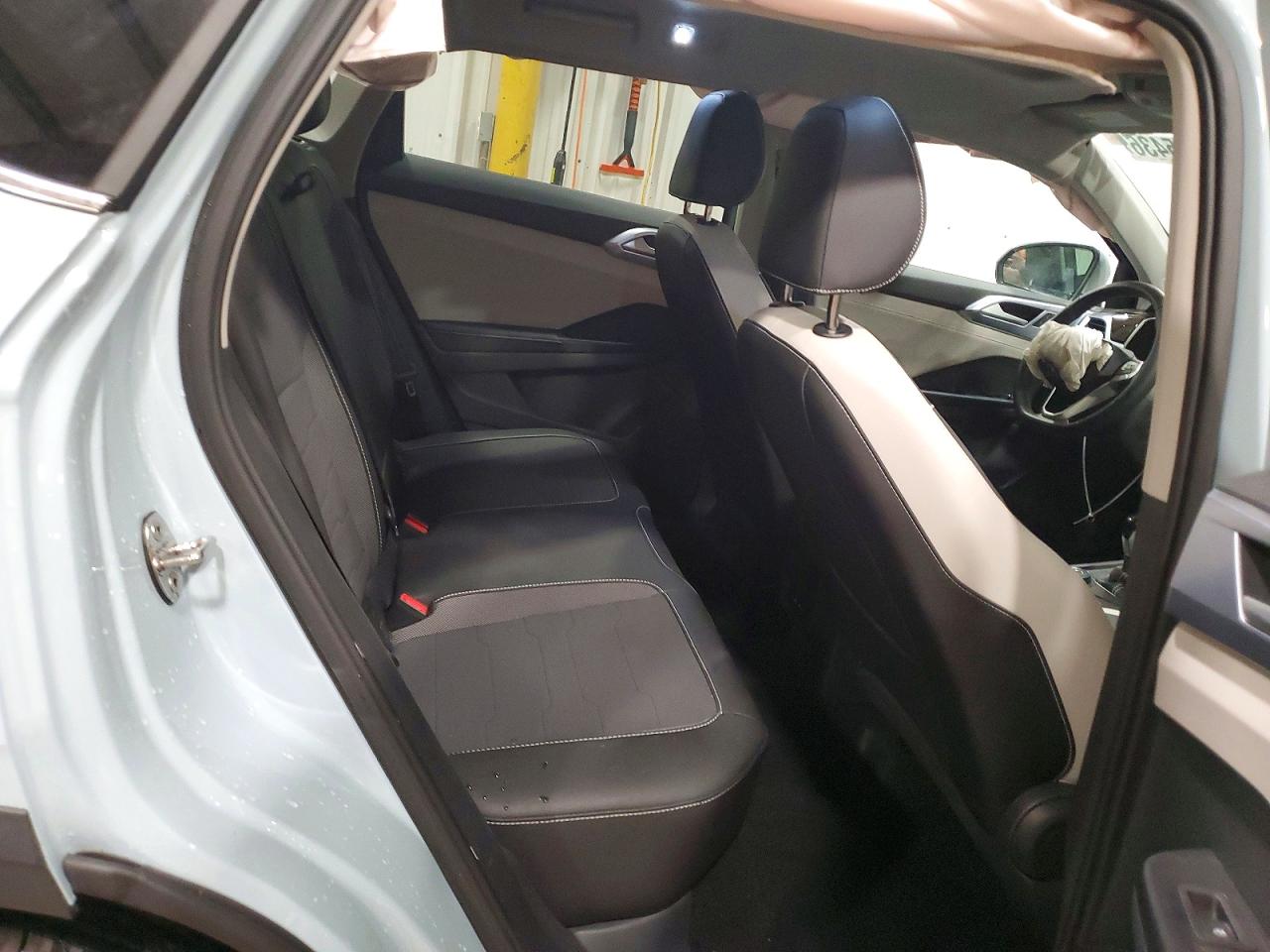 2026 Volkswagen Taos Se Синий vin: 3VVVC7B27TM016378