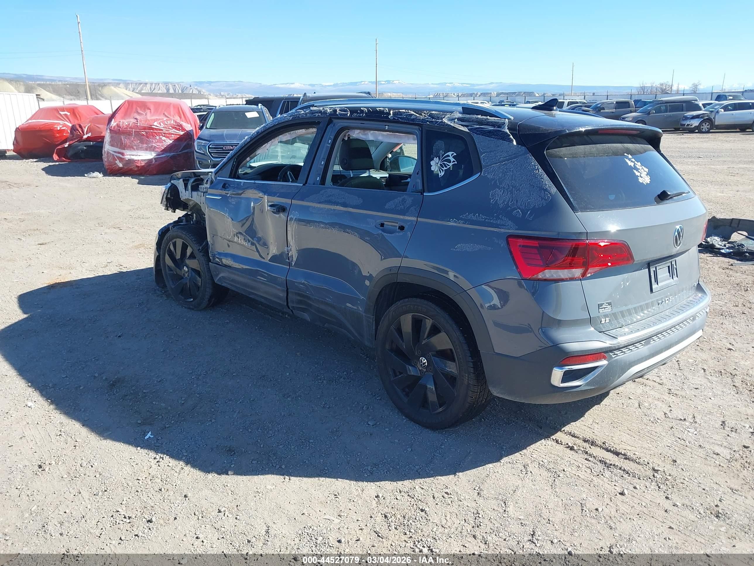 2024 Volkswagen Taos 1.5t Se Gray vin: 3VVVX7B20RM016039