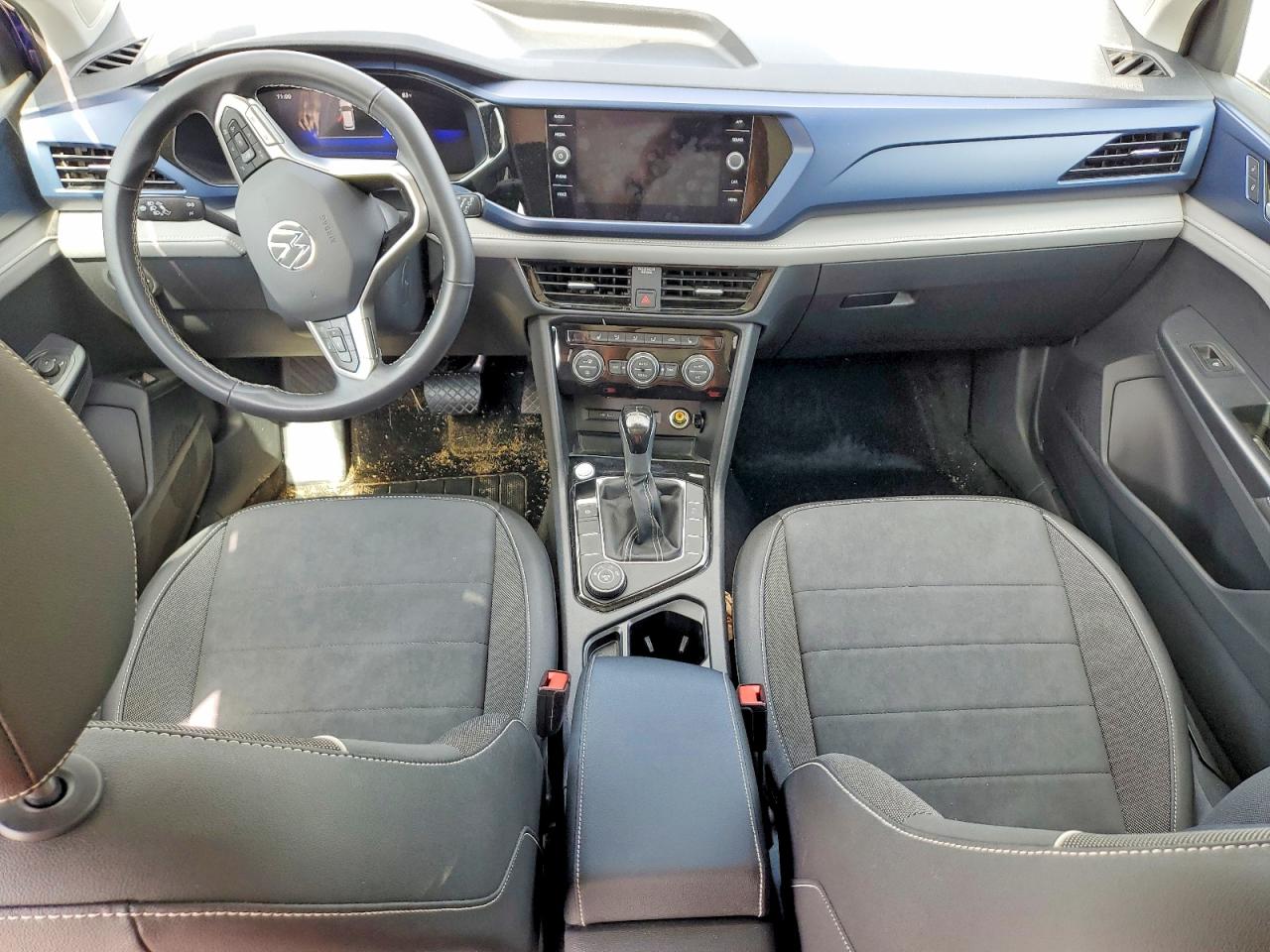 2024 Volkswagen Taos Se Blue vin: 3VVVX7B22RM015961