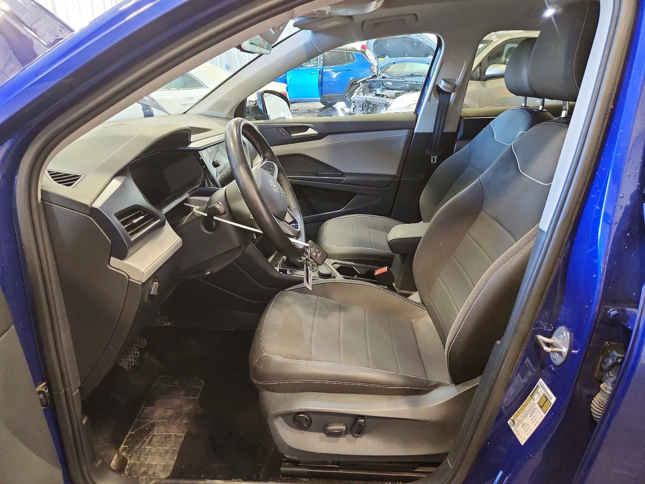 2024 Volkswagen Taos Se Blue vin: 3VVVX7B29RM036936