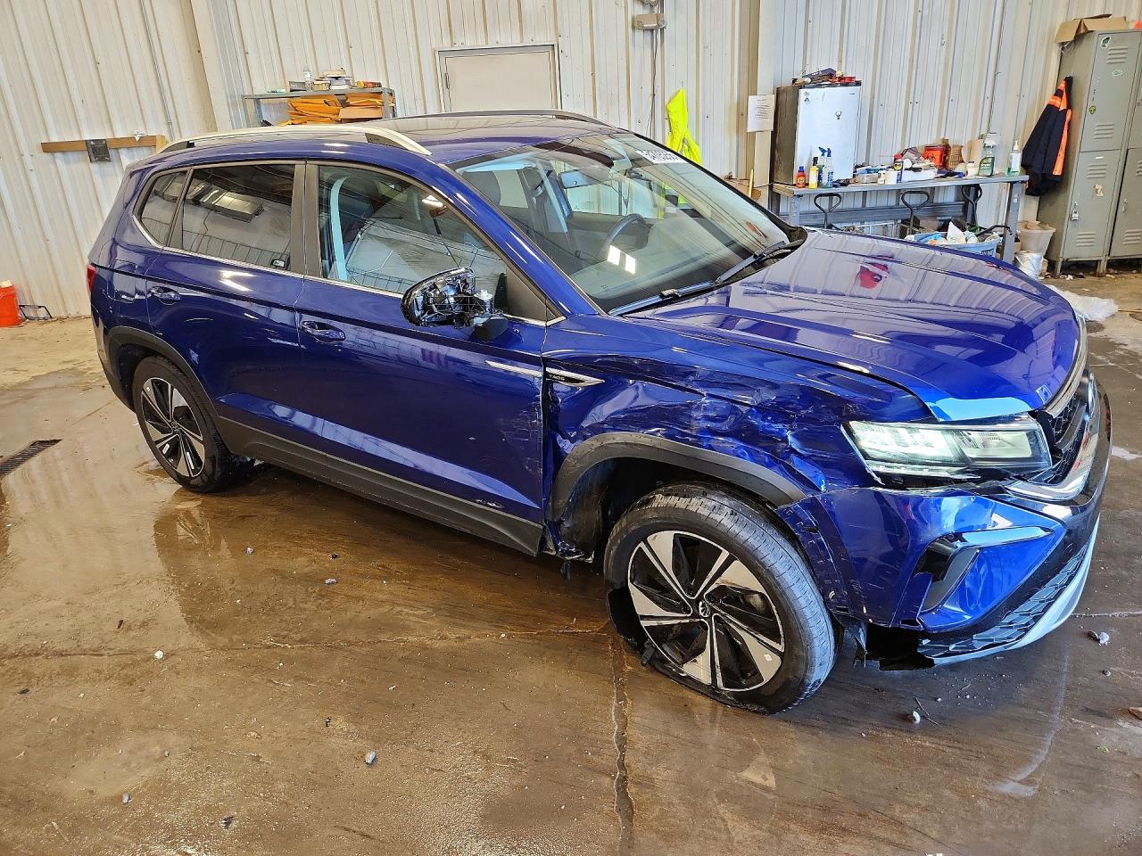 2024 Volkswagen Taos Se Blue vin: 3VVVX7B29RM036936