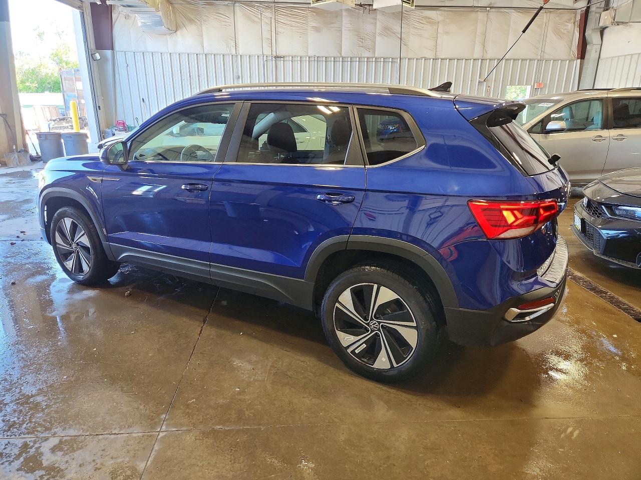 2024 Volkswagen Taos Se Blue vin: 3VVVX7B29RM036936