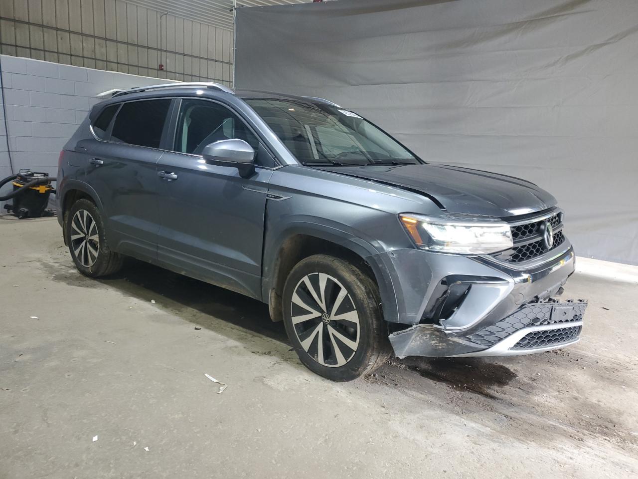 2023 Volkswagen Taos Se Gray vin: 3VVYX7B22PM316479