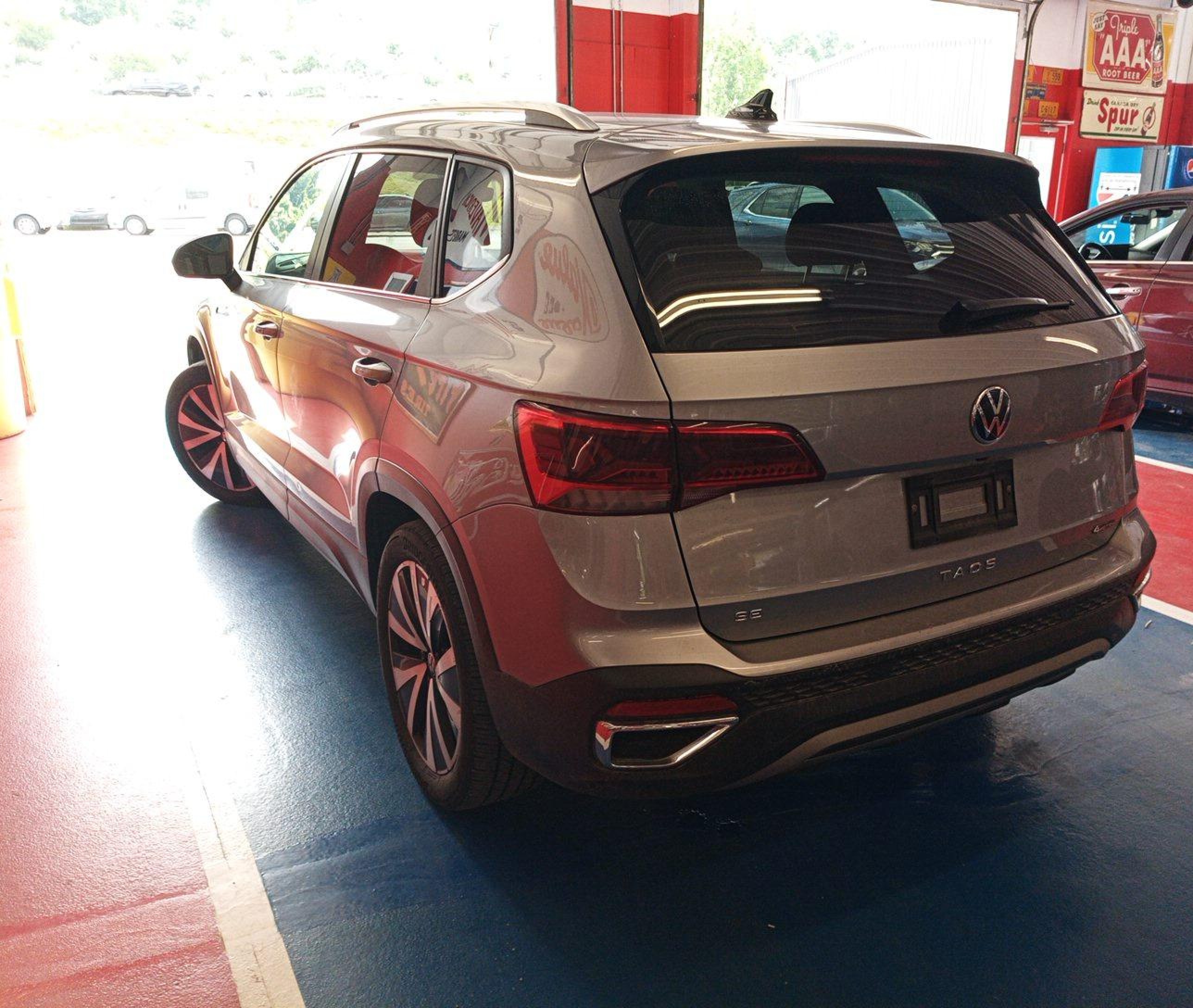 2023 Volkswagen Taos 1.5t Se vin: 3VVYX7B24PM342341