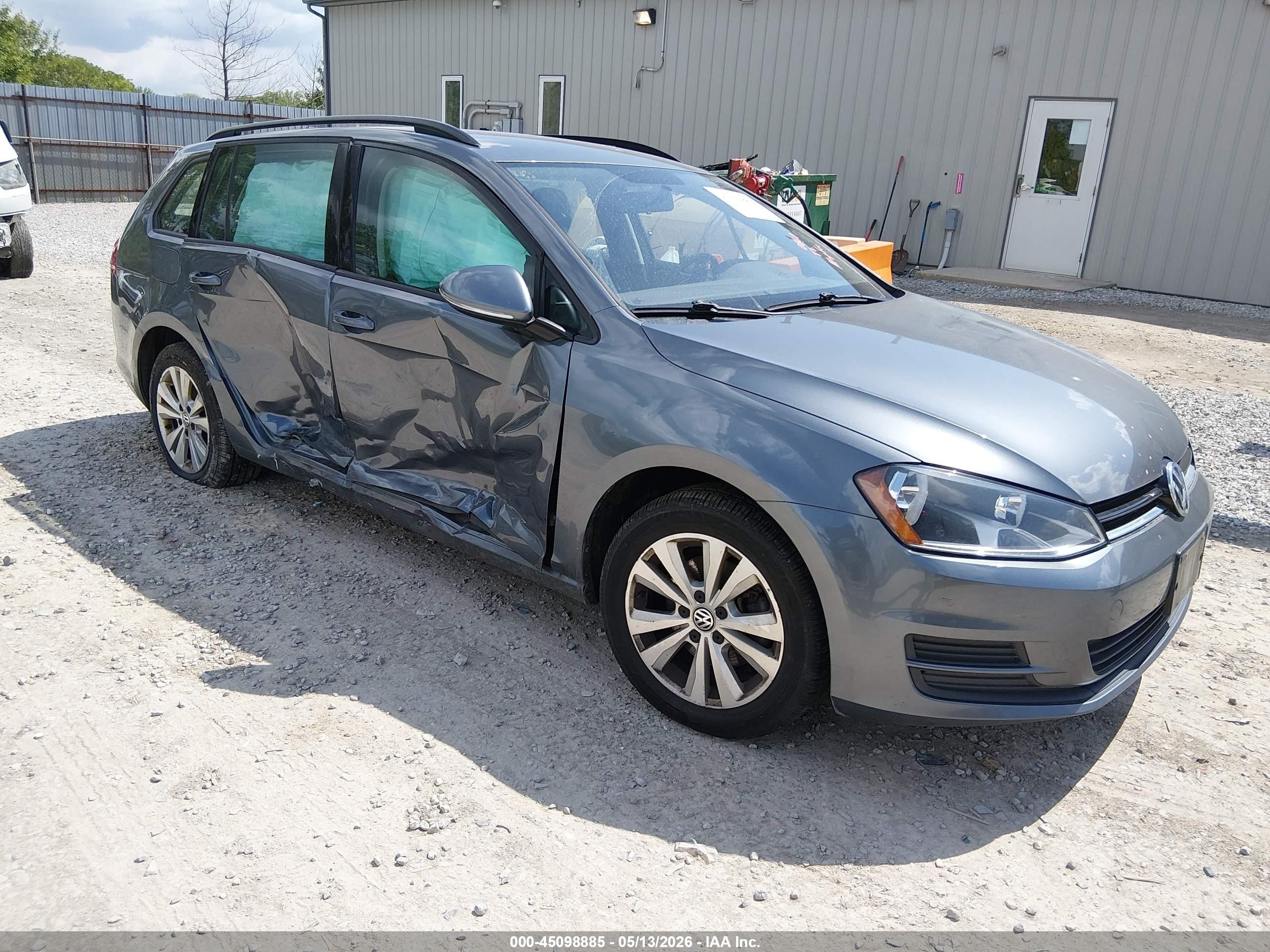 3VW017AU4HM538116