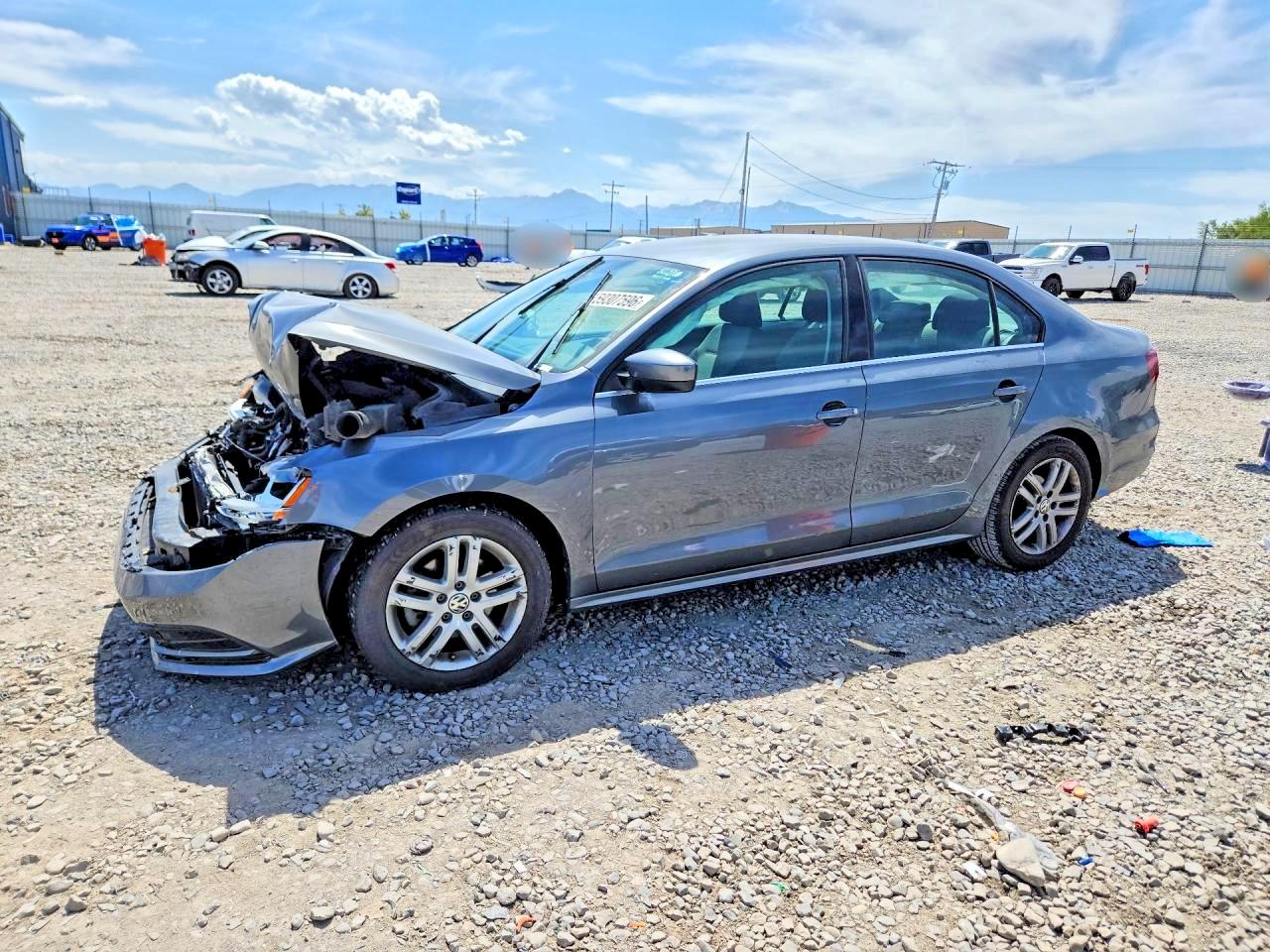 3VW167AJ8HM201542