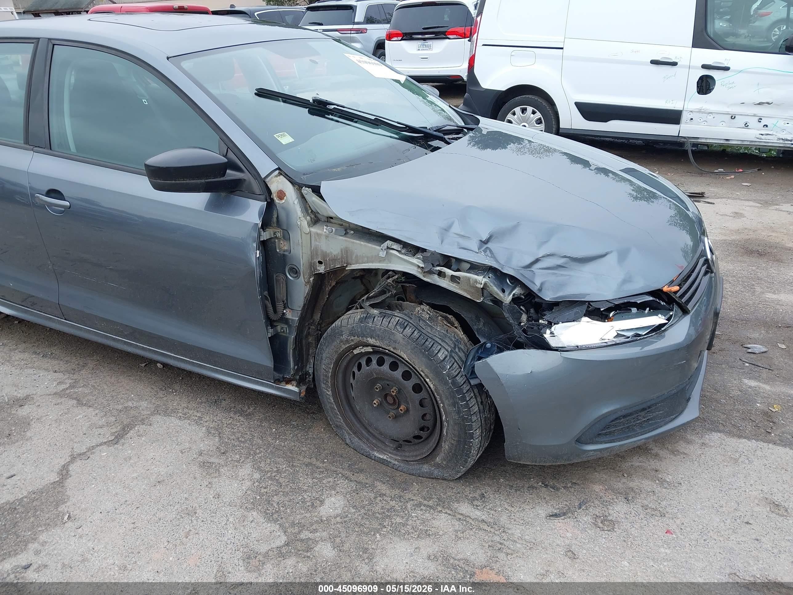 2013 Volkswagen Jetta 2.0l S Серый vin: 3VW1K7AJ0DM253821