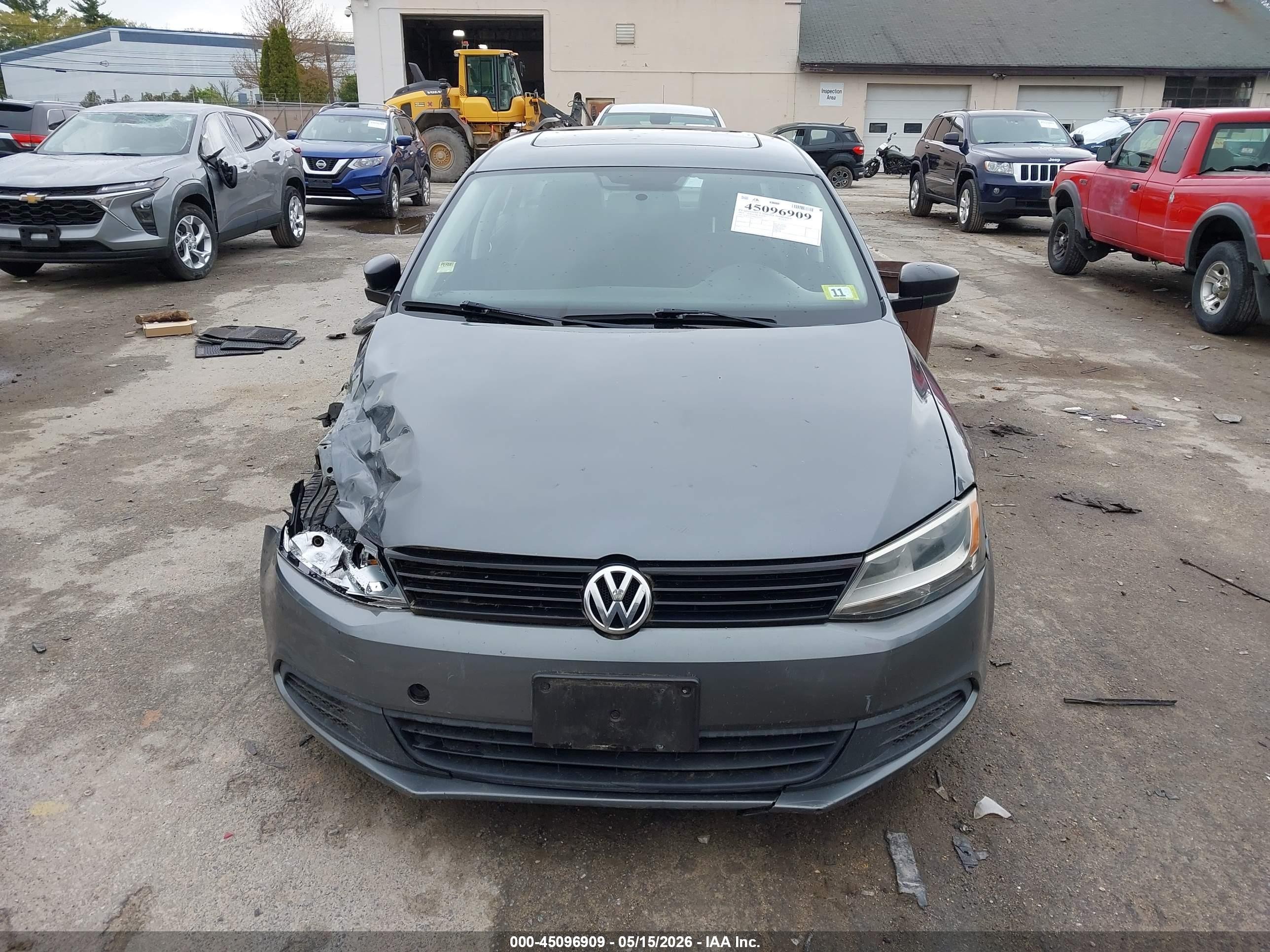 2013 Volkswagen Jetta 2.0l S Серый vin: 3VW1K7AJ0DM253821