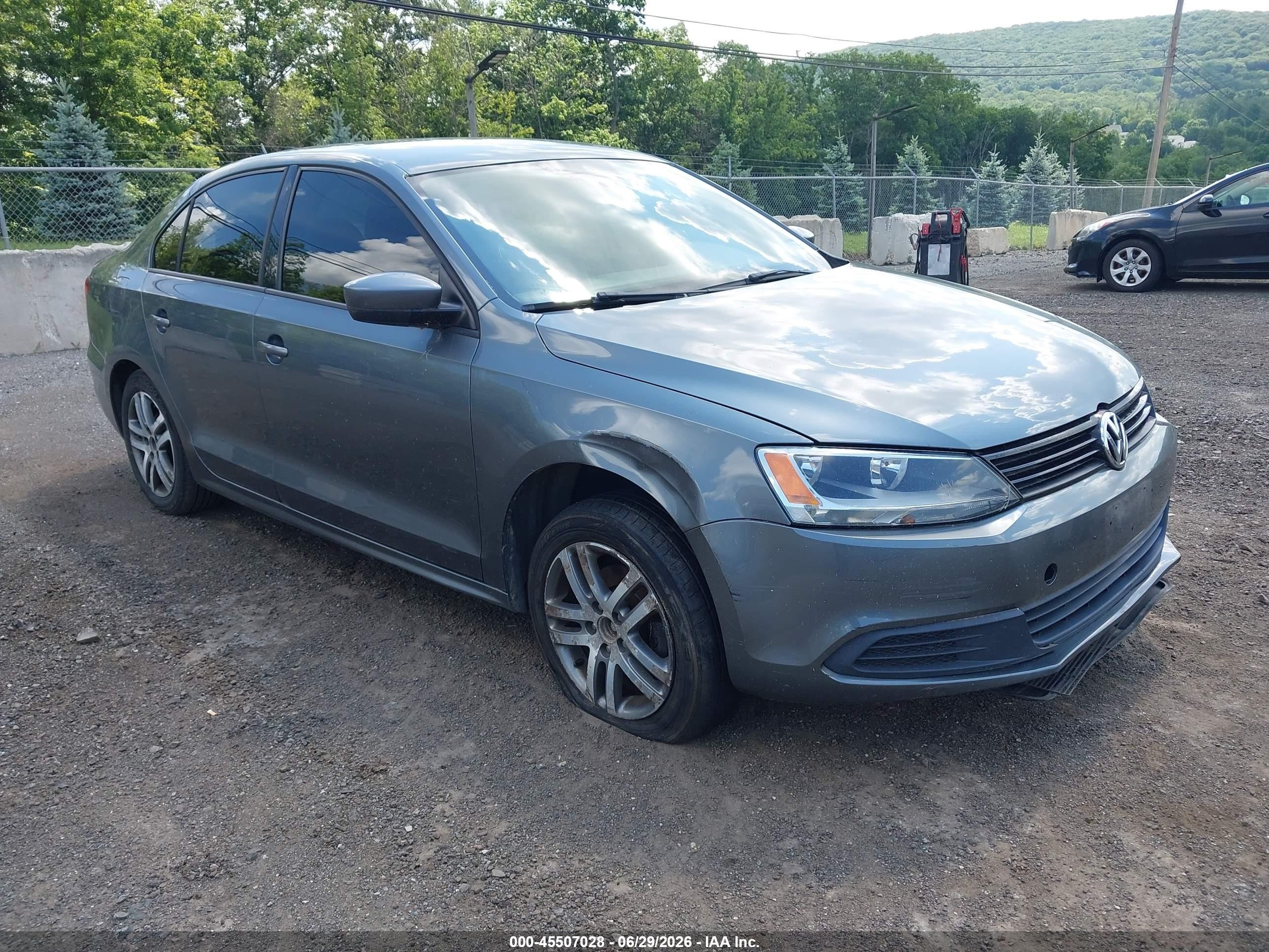 2012 Volkswagen Jetta 2.0l S Gray vin: 3VW1K7AJ1CM049432
