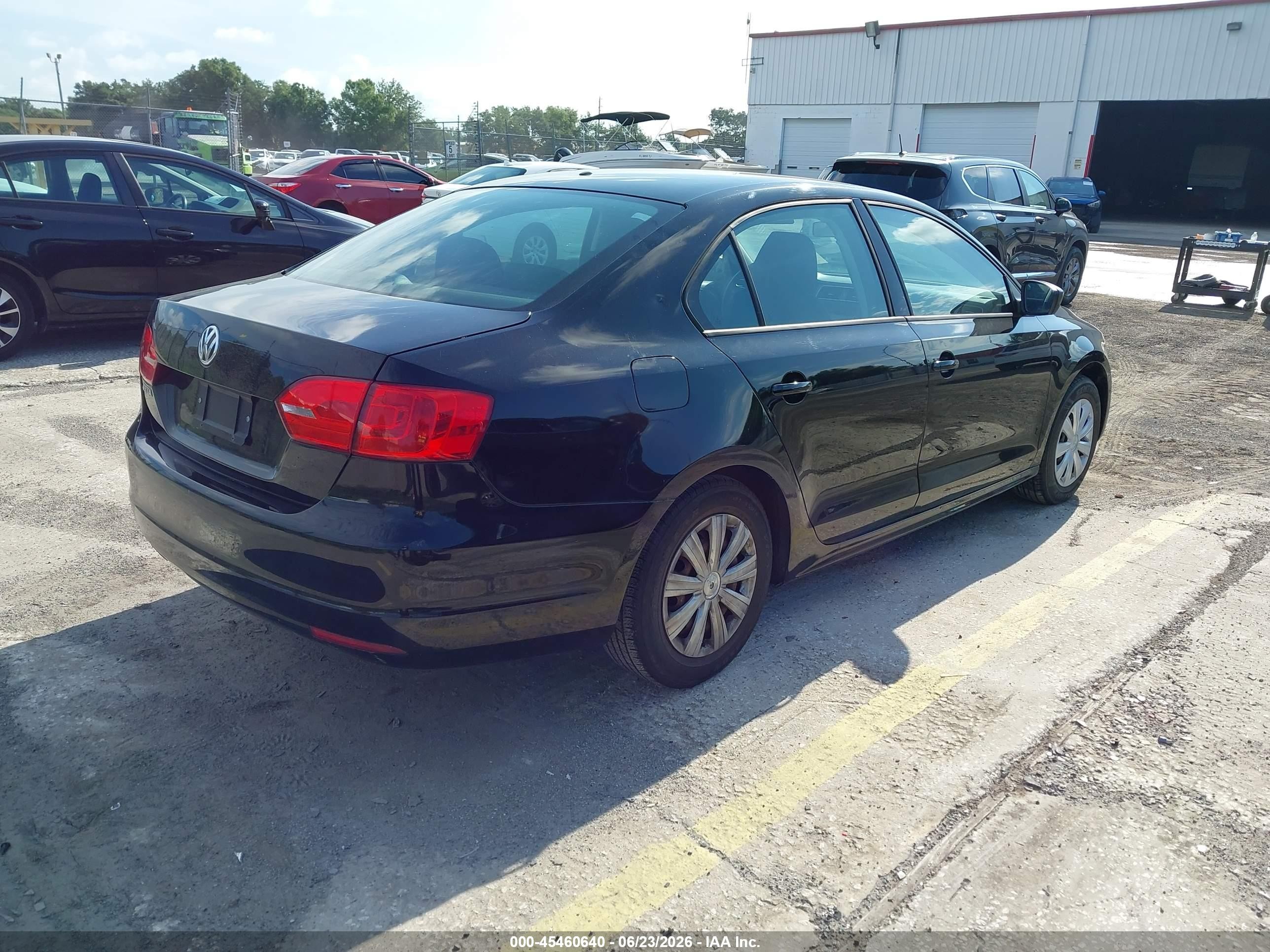 2014 Volkswagen Jetta 2.0l S Black vin: 3VW1K7AJ1EM372544