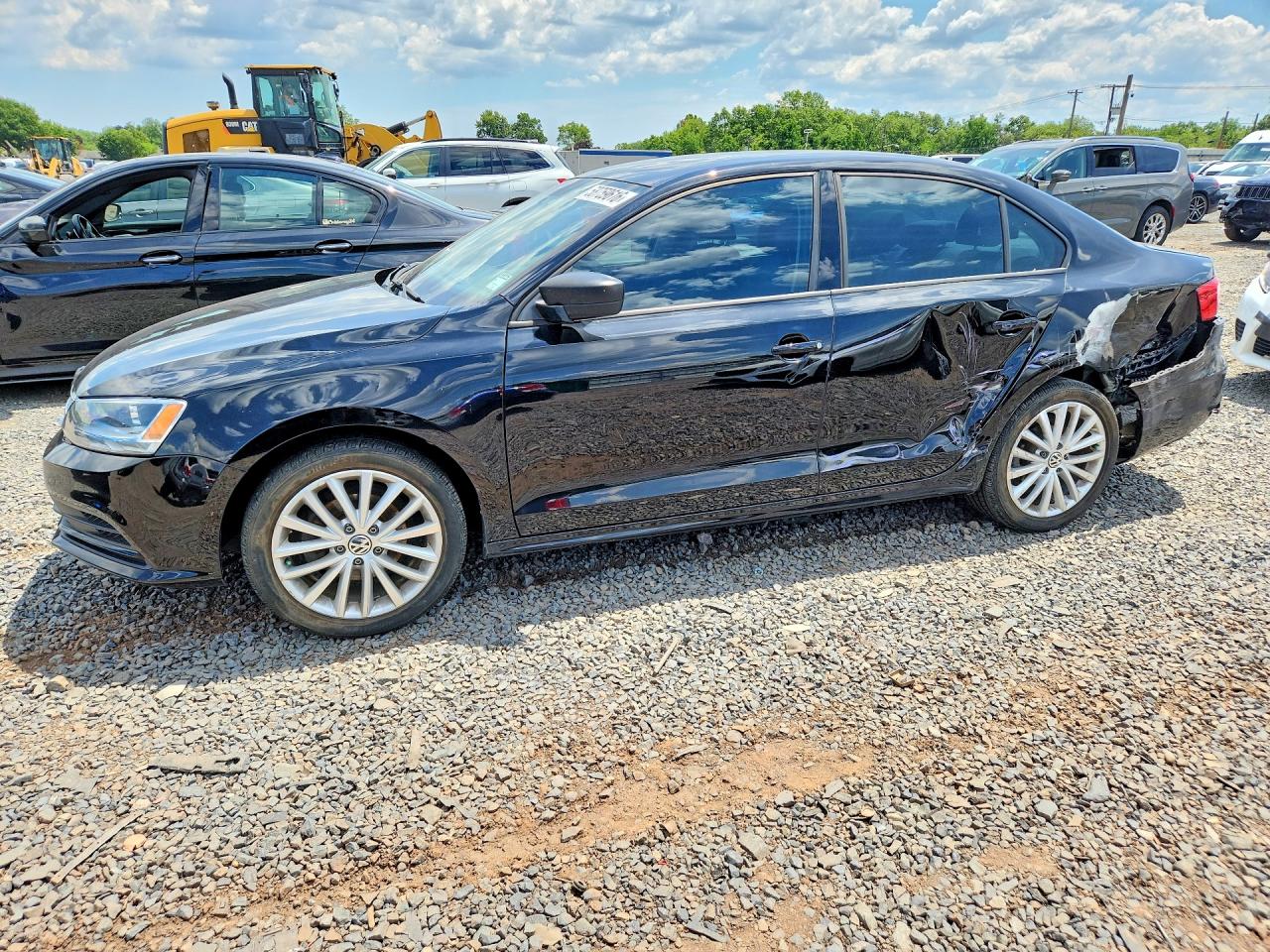 3VW1K7AJ1FM280156