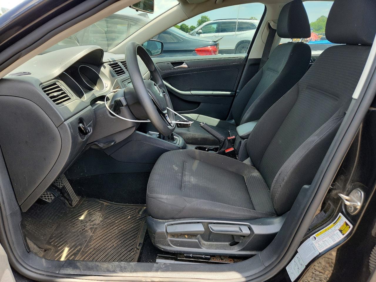 2015 Volkswagen Jetta Base Black vin: 3VW1K7AJ1FM280156