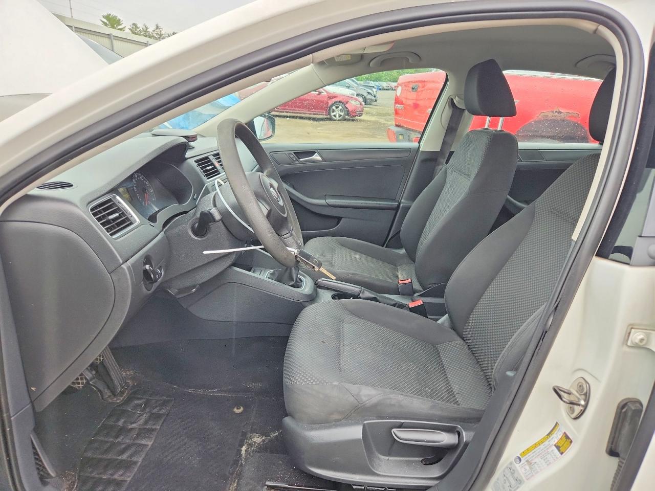 2013 Volkswagen Jetta Base White vin: 3VW1K7AJ2DM211439