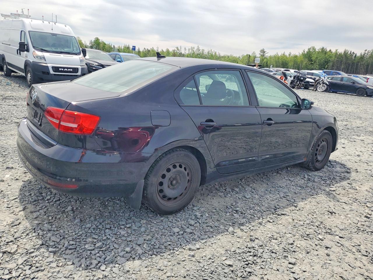 2015 Volkswagen Jetta Base Черный vin: 3VW1K7AJ2FM330739