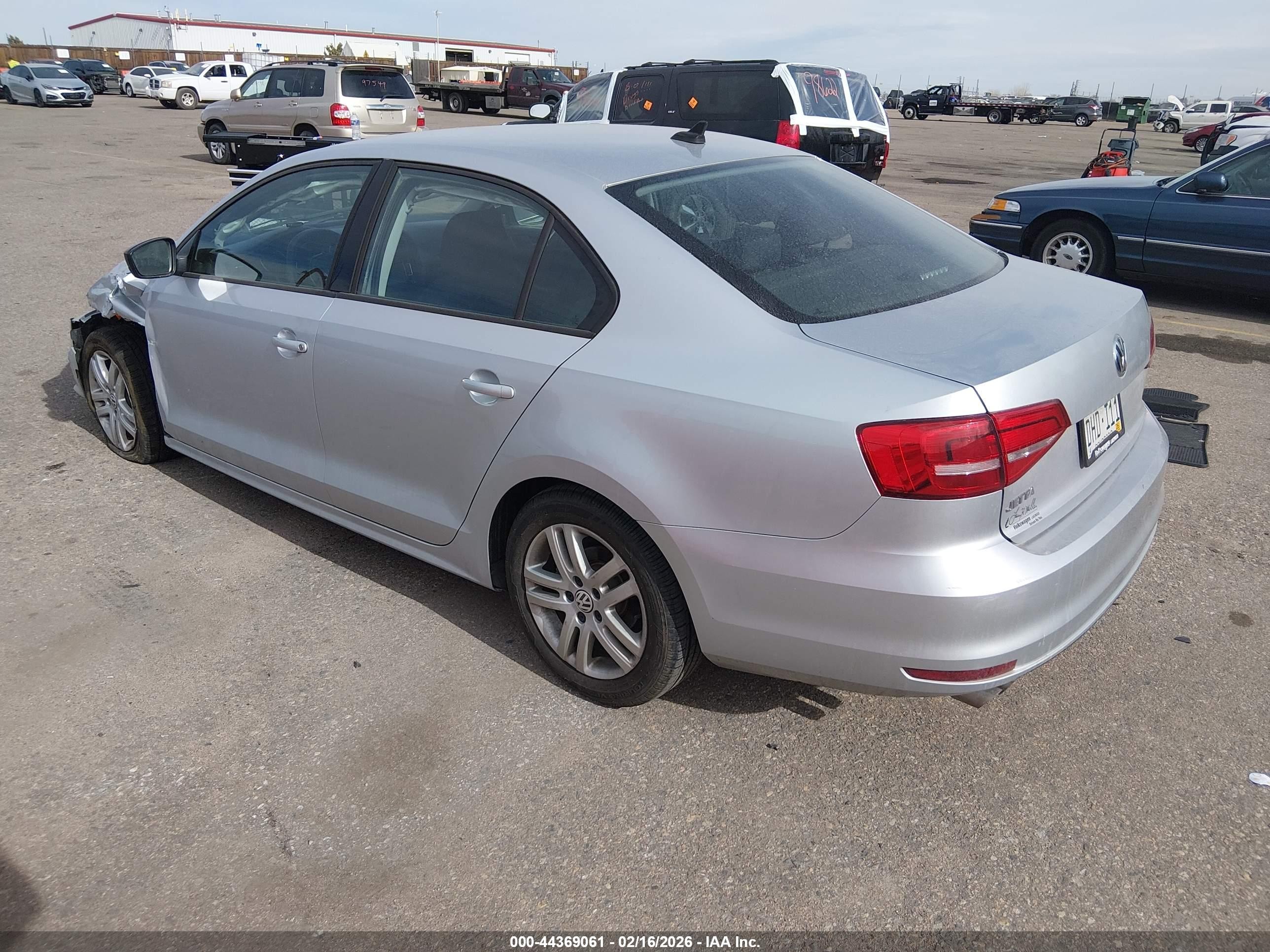 2015 Volkswagen Jetta 2.0l S Silver vin: 3VW1K7AJ2FM352403