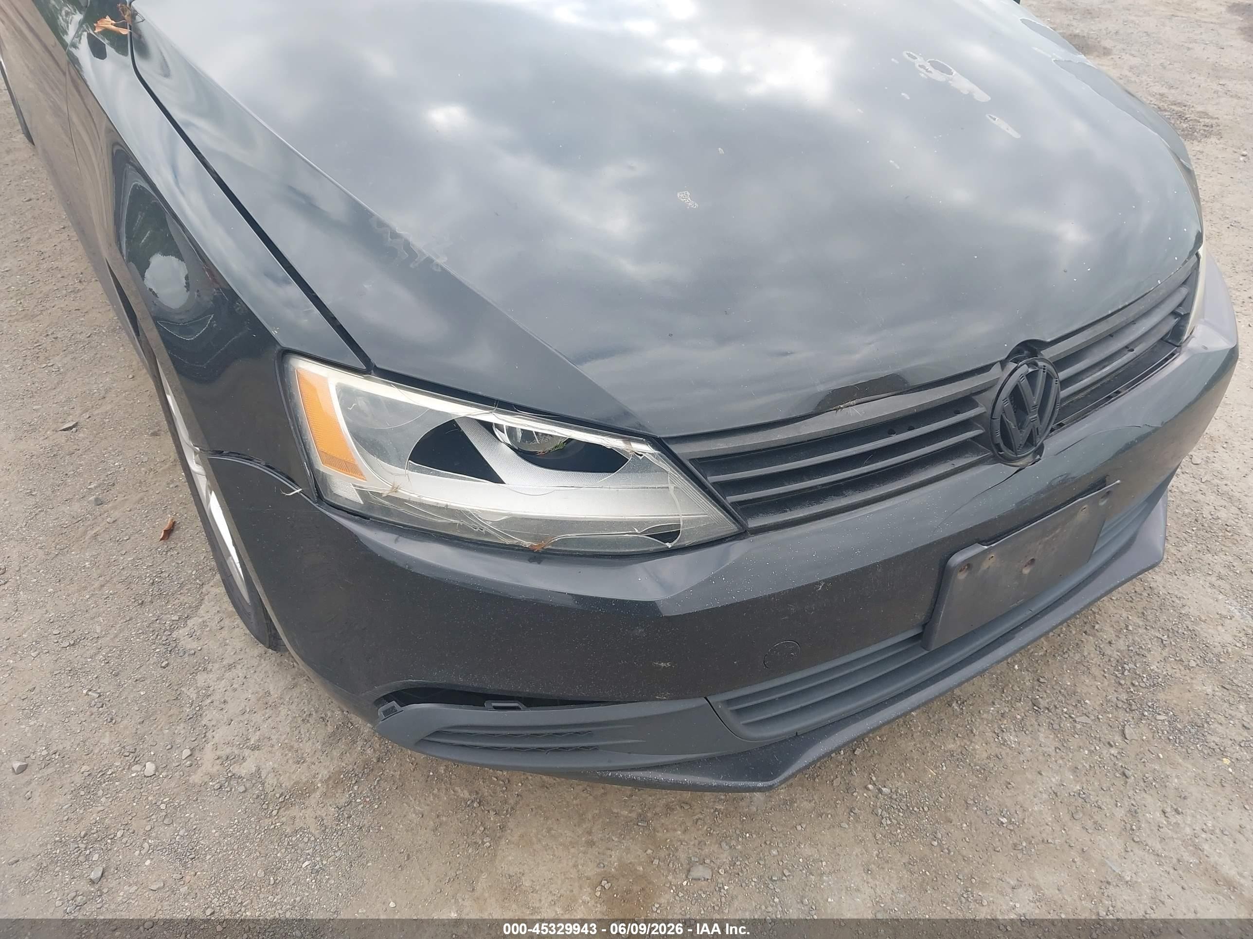 2012 Volkswagen Jetta 2.0l S Черный vin: 3VW1K7AJ3CM355970