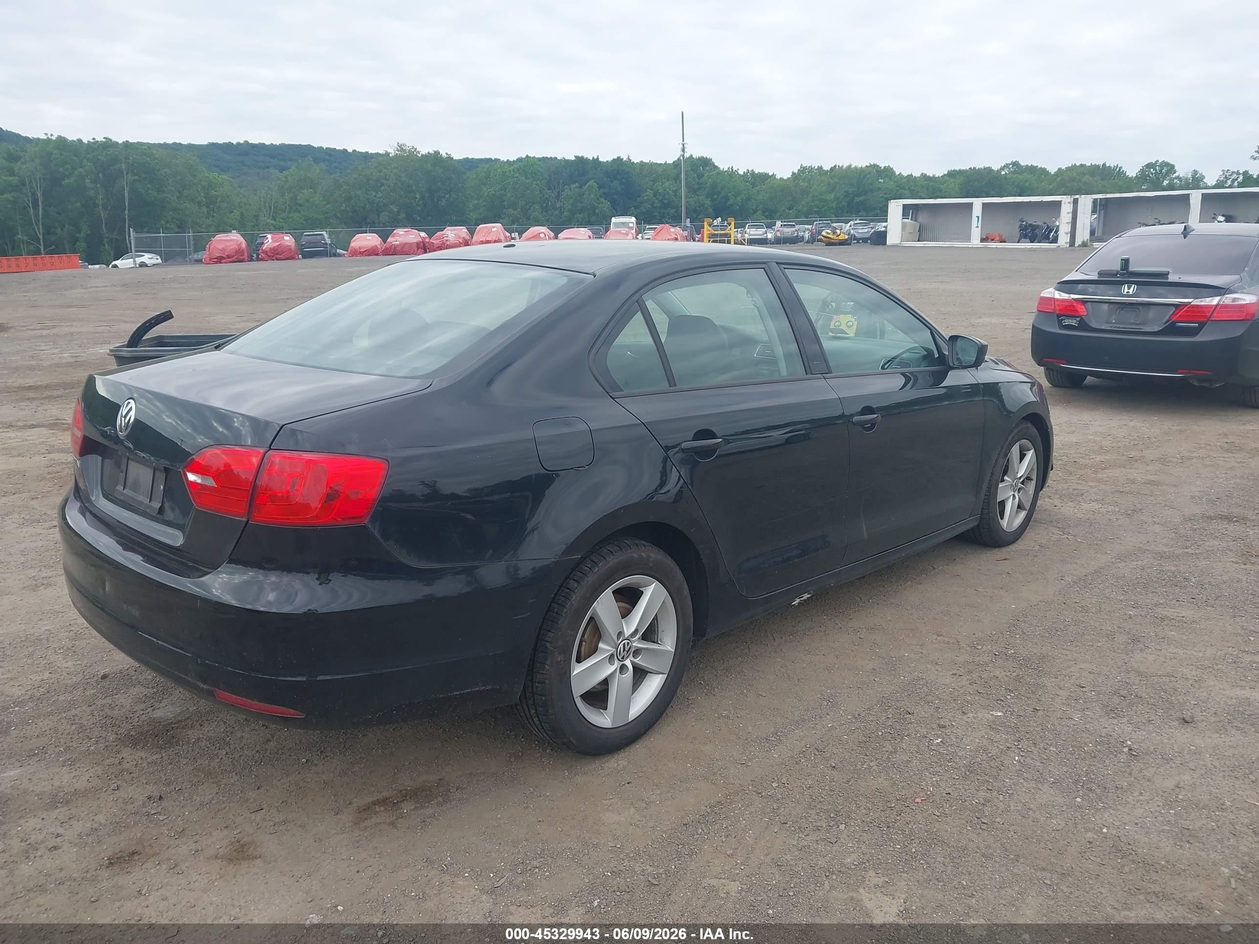 2012 Volkswagen Jetta 2.0l S Черный vin: 3VW1K7AJ3CM355970