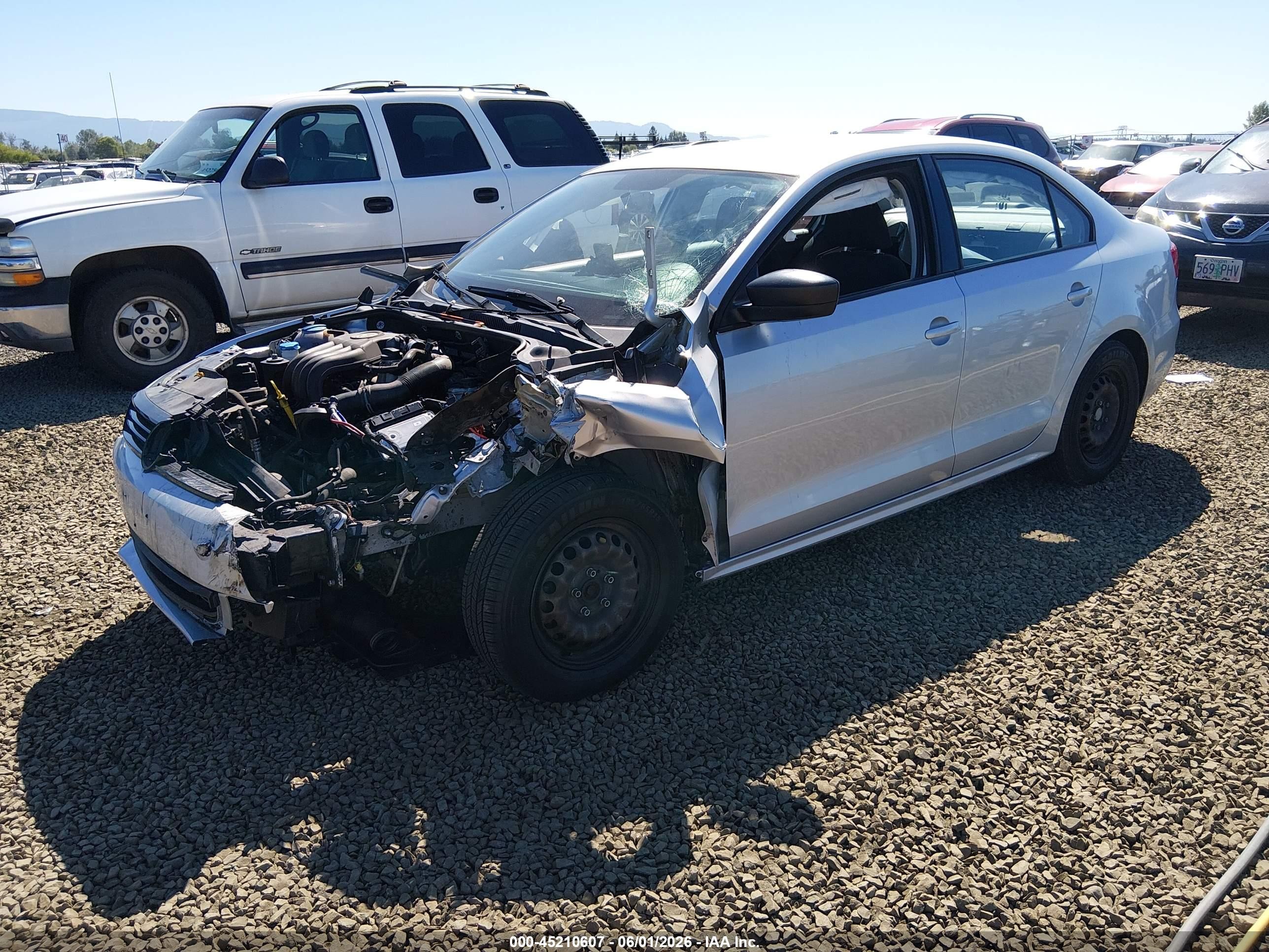 2014 Volkswagen Jetta 2.0l S Серебряный vin: 3VW1K7AJ4EM319630