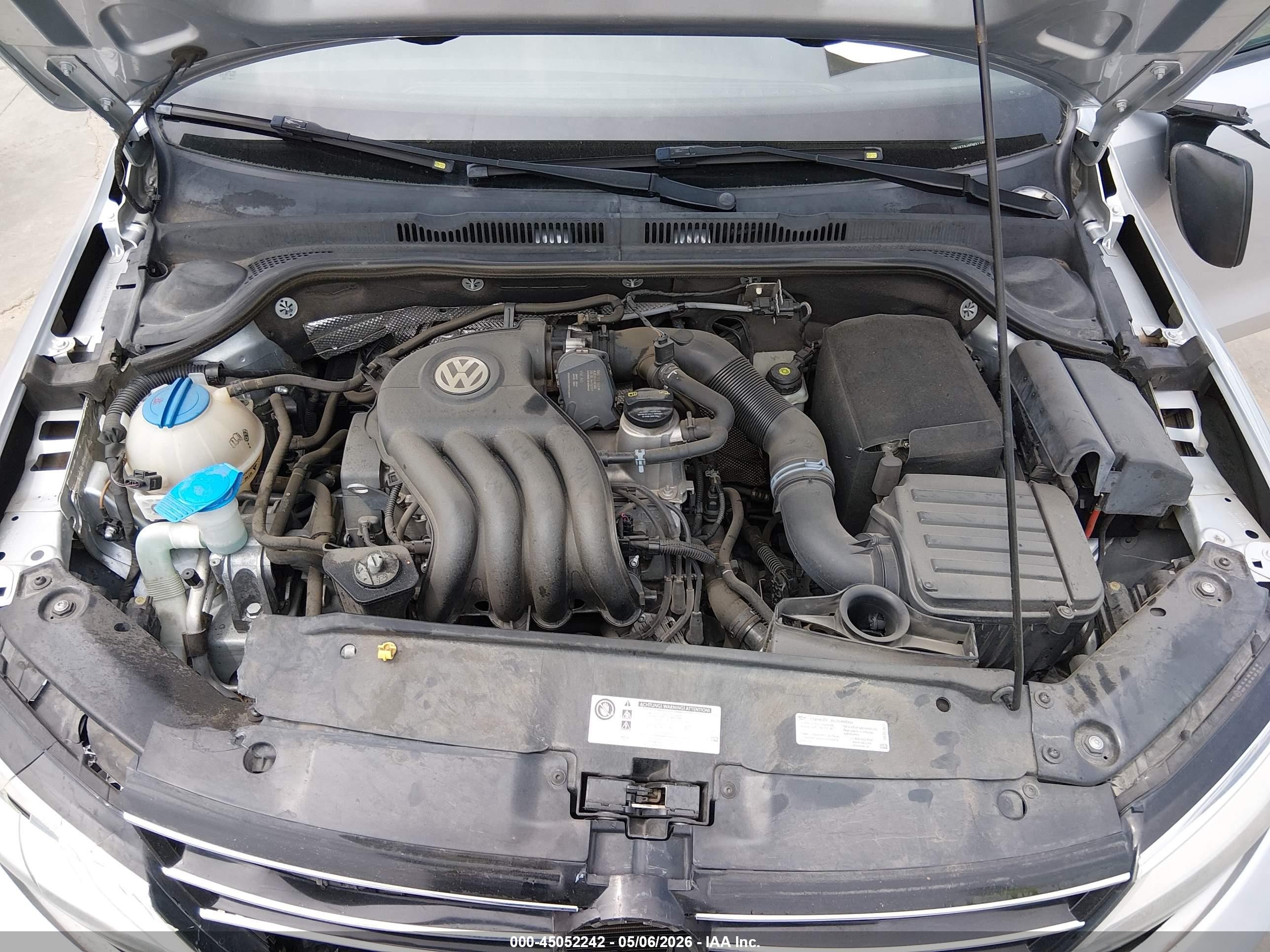 2015 Volkswagen Jetta 2.0l S Silver vin: 3VW1K7AJ4FM311402