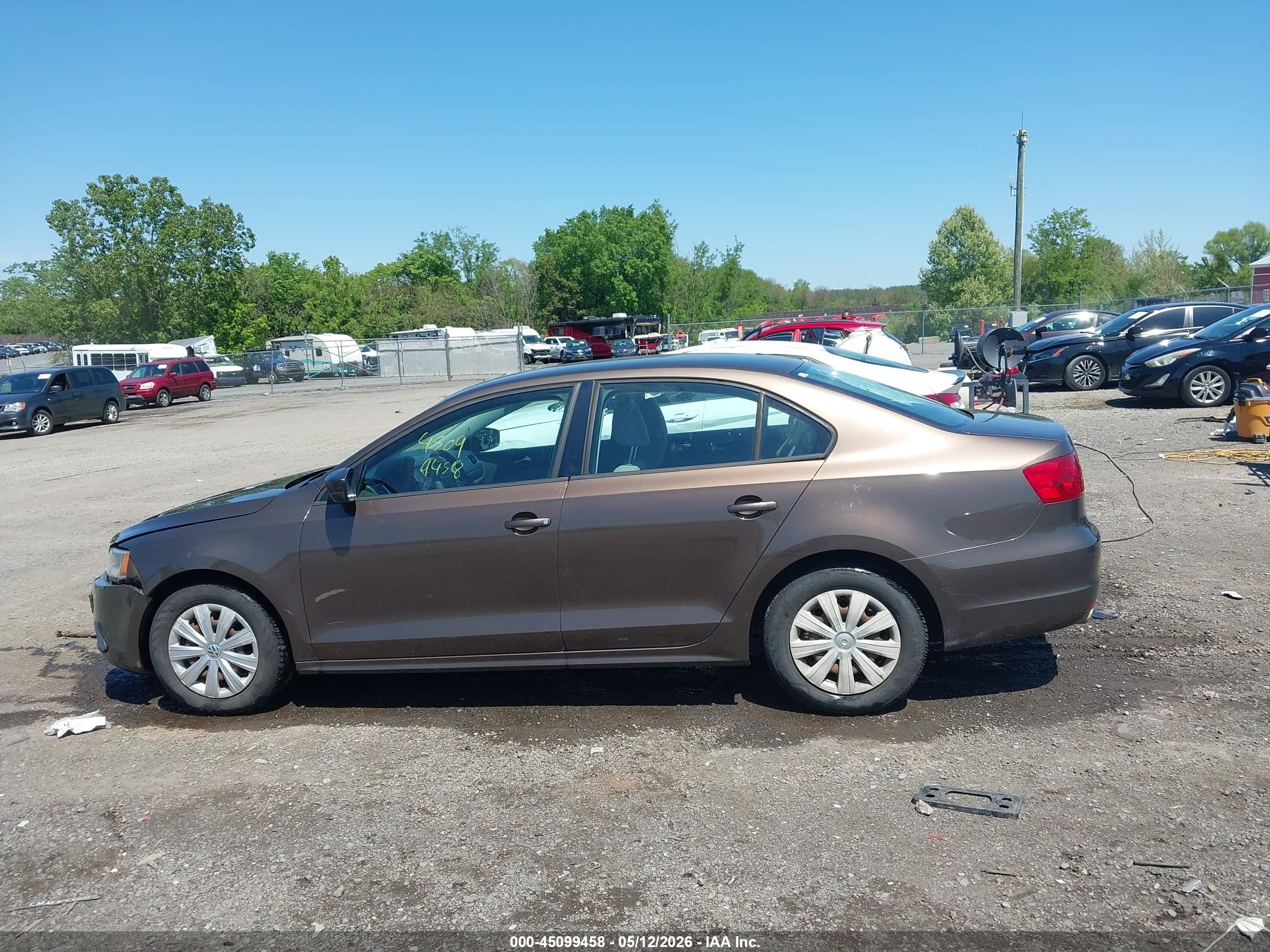 2012 Volkswagen Jetta 2.0l S Brown vin: 3VW1K7AJ5CM466844