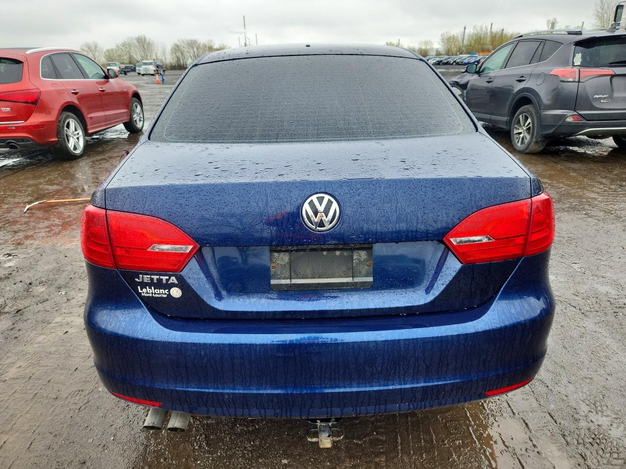 2014 Volkswagen Jetta Base Blue vin: 3VW1K7AJ7EM404445