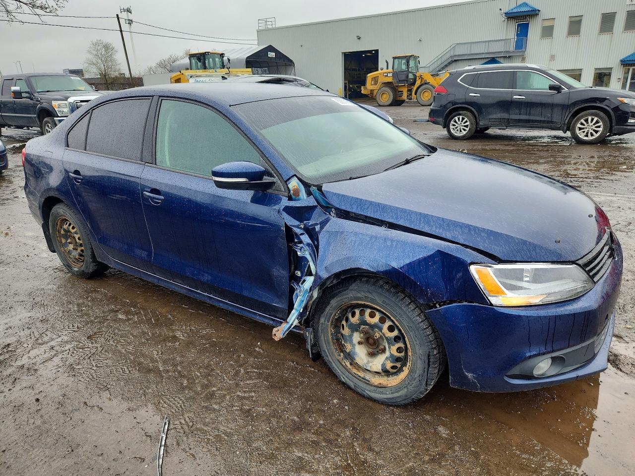 2014 Volkswagen Jetta Base Blue vin: 3VW1K7AJ7EM404445
