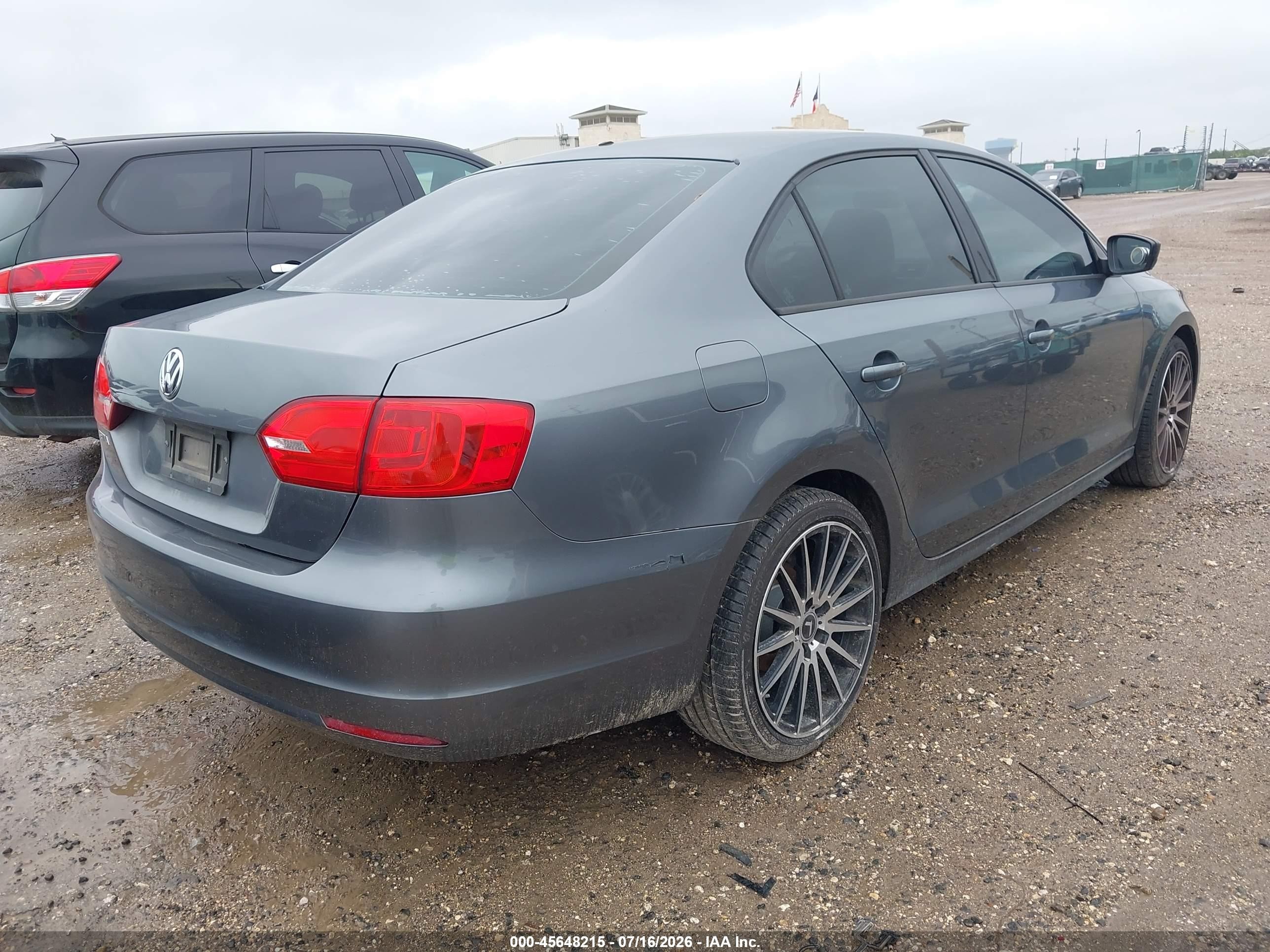 2014 Volkswagen Jetta 2.0l S Gray vin: 3VW1K7AJ7EM443634