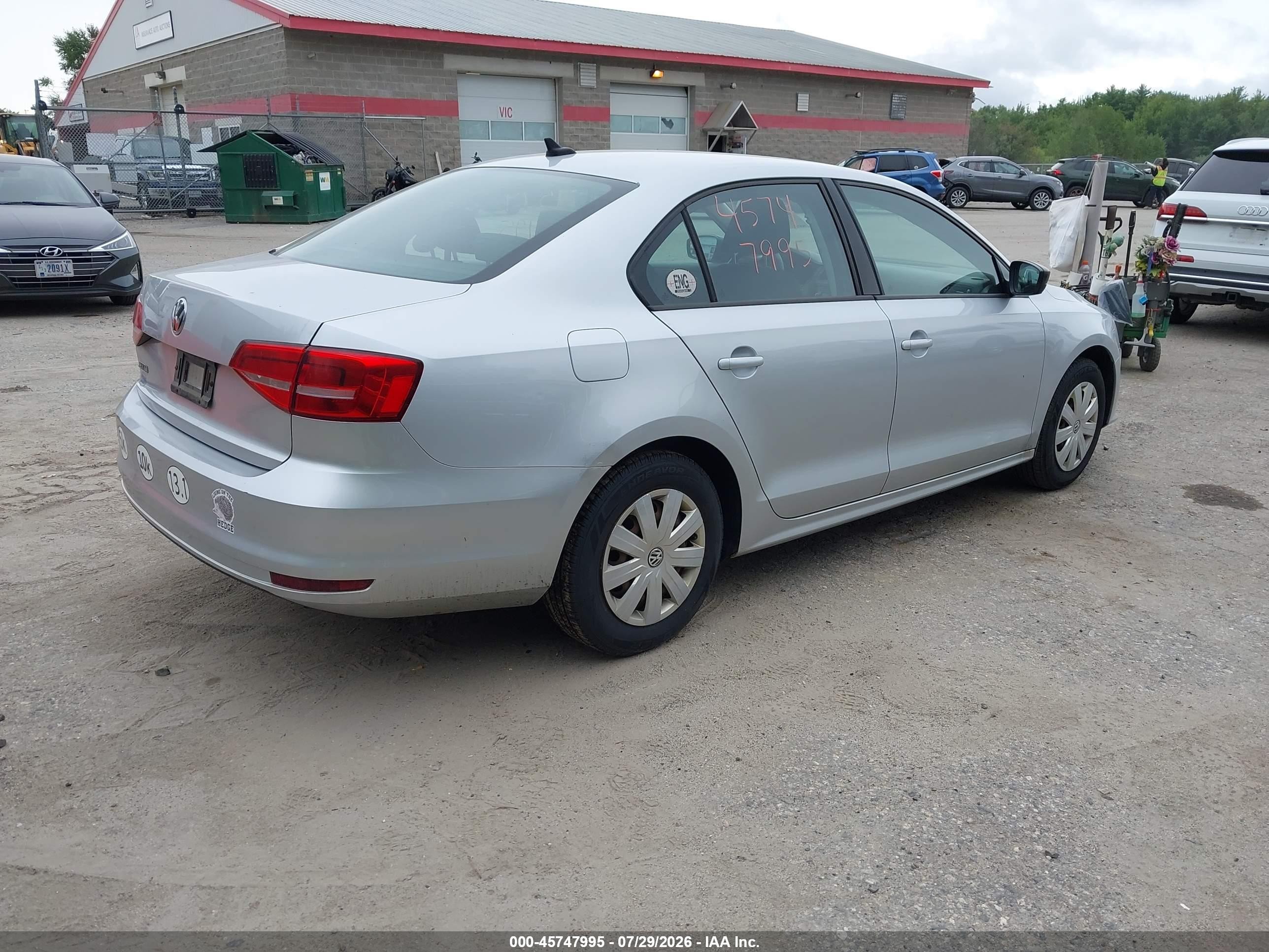 2015 Volkswagen Jetta 2.0l S Серебряный vin: 3VW1K7AJ7FM316769