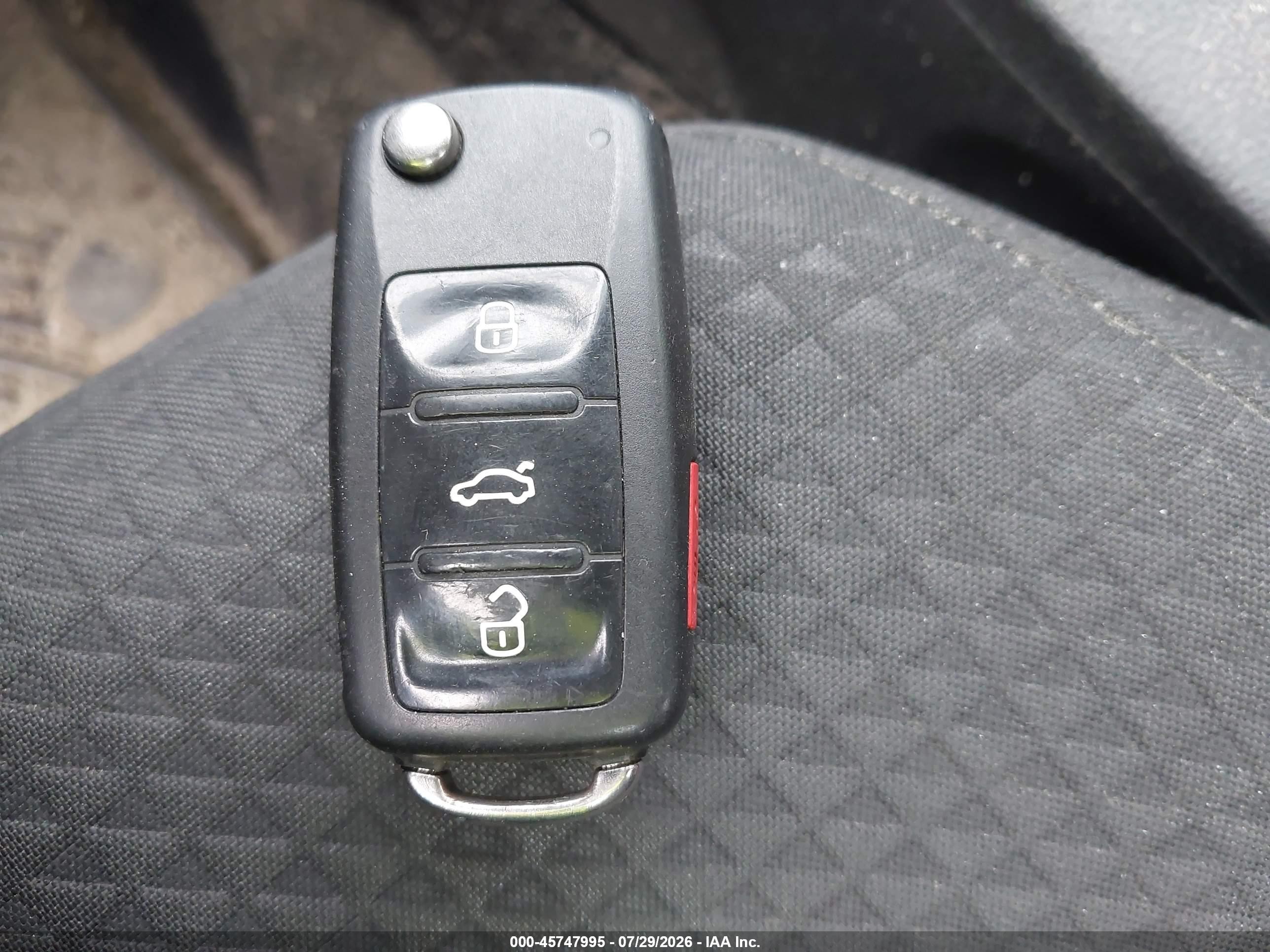 2015 Volkswagen Jetta 2.0l S Серебряный vin: 3VW1K7AJ7FM316769