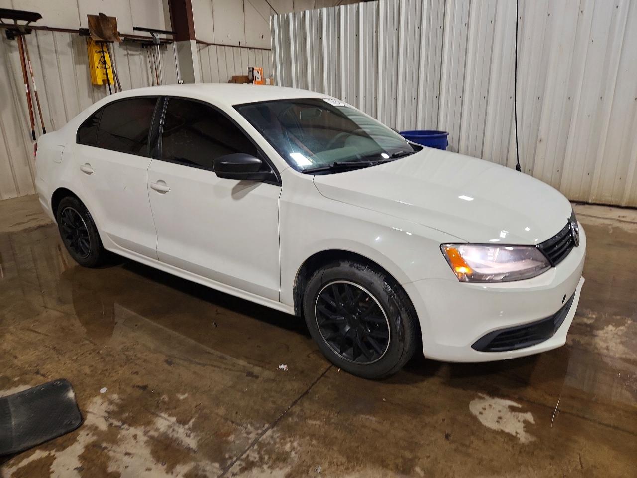2013 Volkswagen Jetta Base White vin: 3VW1K7AJ8DM256420