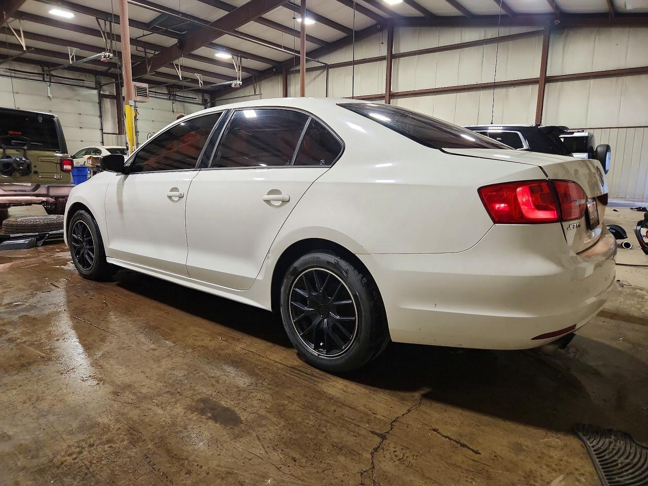 2013 Volkswagen Jetta Base White vin: 3VW1K7AJ8DM256420