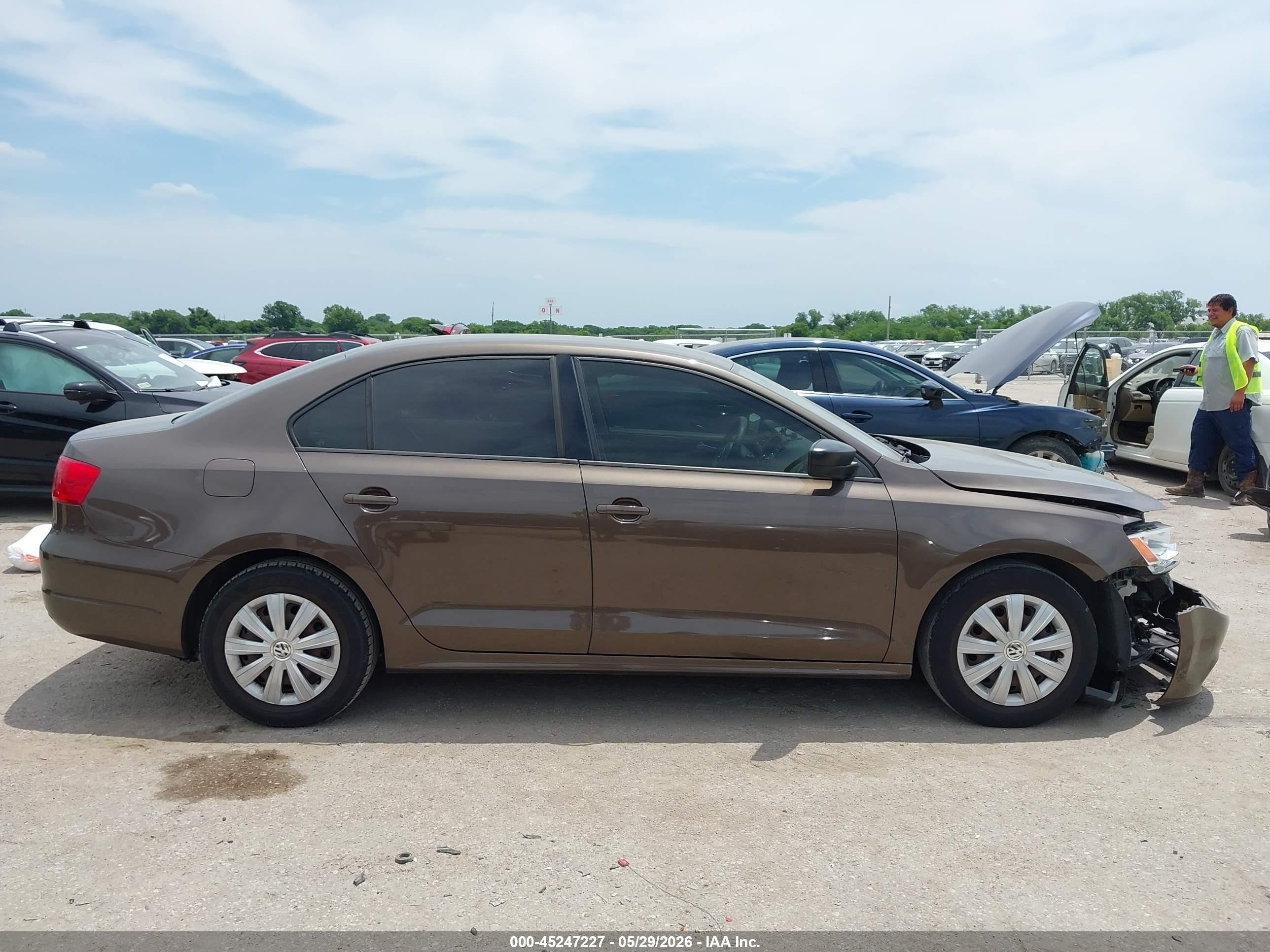 2013 Volkswagen Jetta 2.0l S Gray vin: 3VW1K7AJ8DM363998