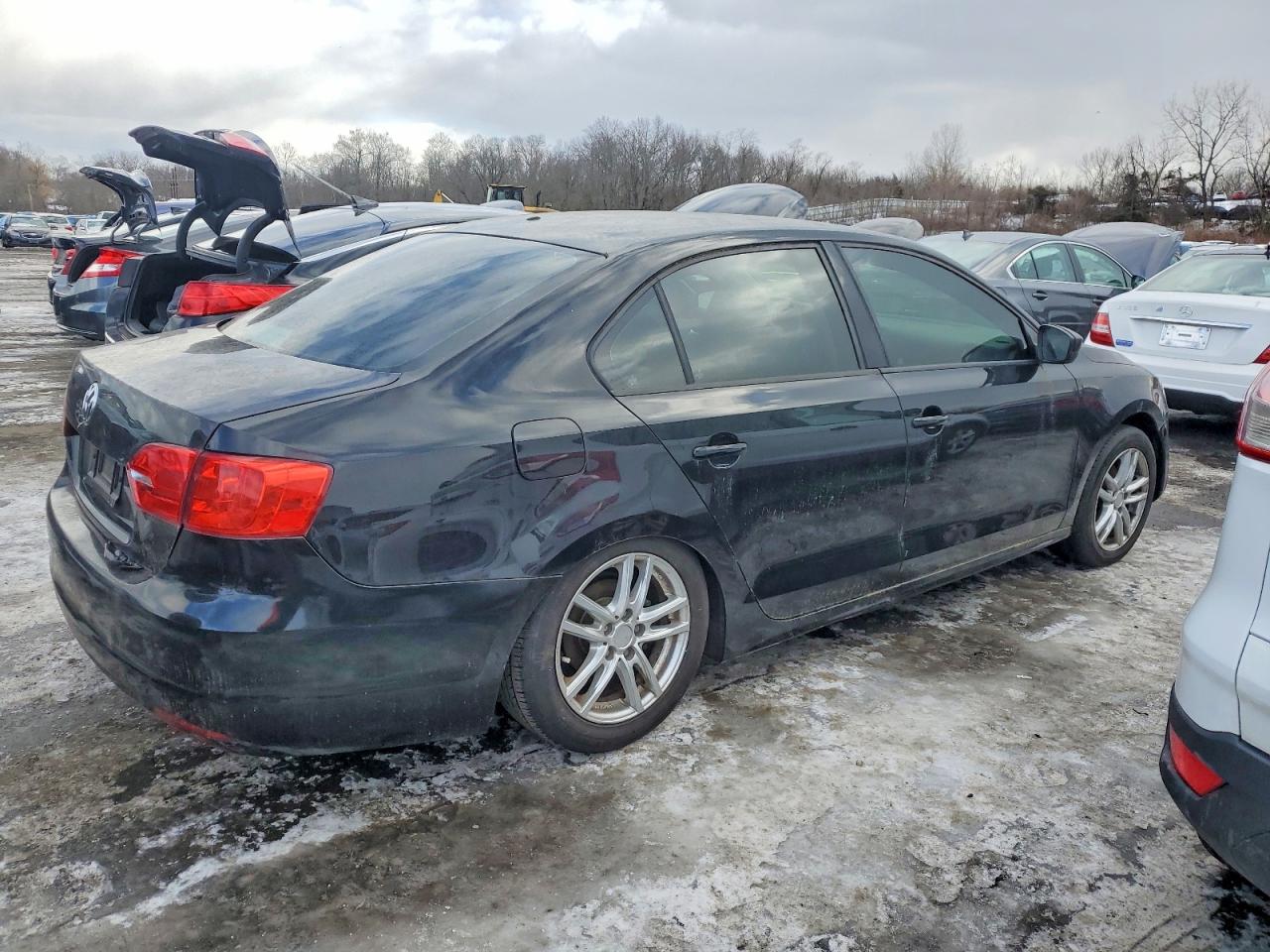 2014 Volkswagen Jetta Base Black vin: 3VW1K7AJ8EM333496