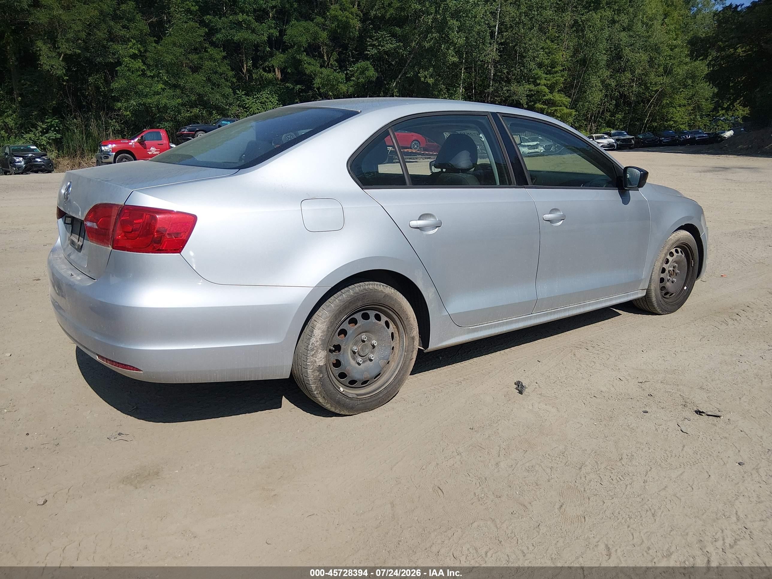 2012 Volkswagen Jetta 2.0l S Silver vin: 3VW1K7AJ9CM332385