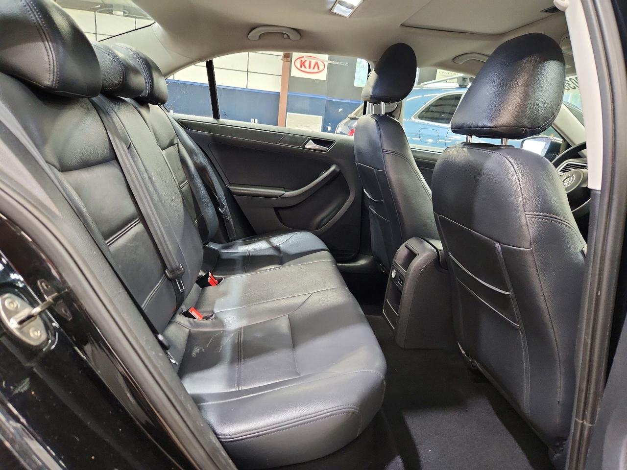 2014 Volkswagen Jetta Base Black vin: 3VW1K7AJ9EM439570