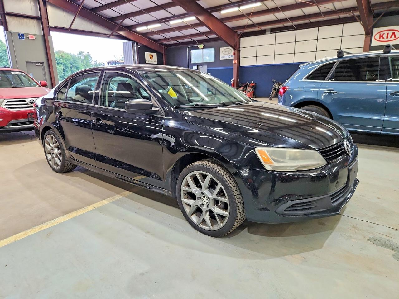 2014 Volkswagen Jetta Base Black vin: 3VW1K7AJ9EM439570