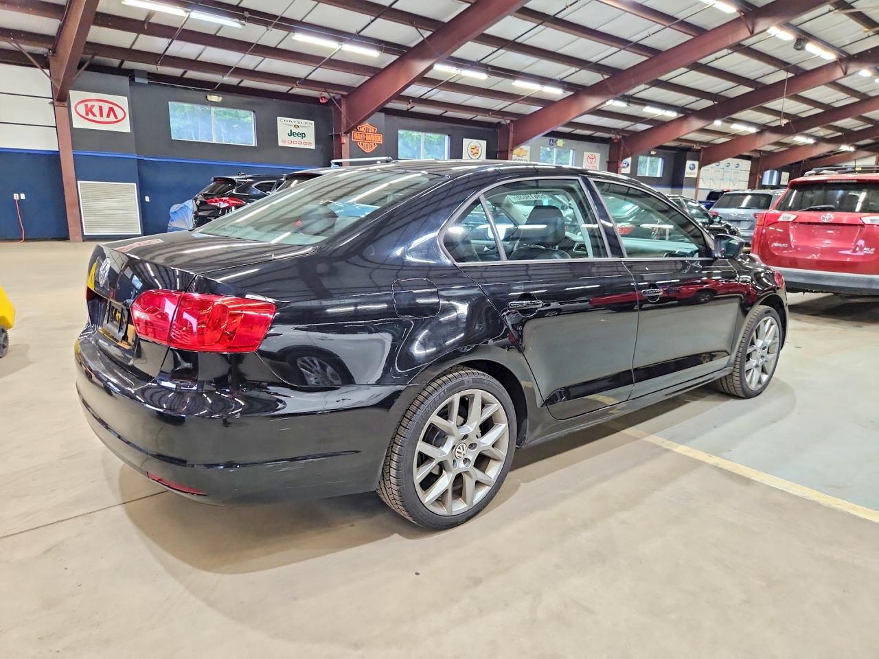 2014 Volkswagen Jetta Base Black vin: 3VW1K7AJ9EM439570