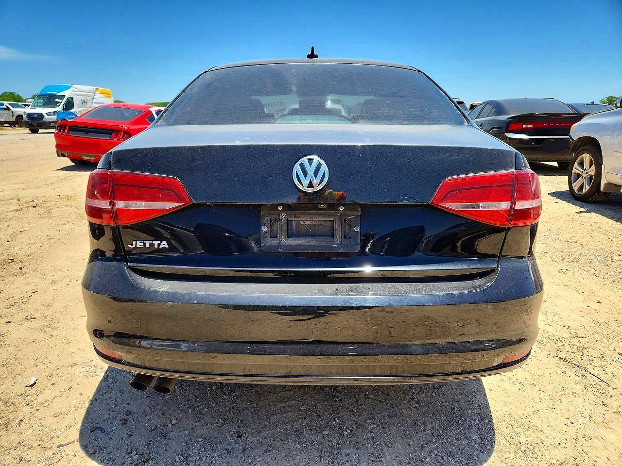 2015 Volkswagen Jetta Base Черный vin: 3VW1K7AJ9FM226460