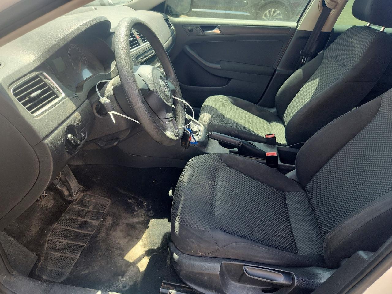 2012 Volkswagen Jetta Base White vin: 3VW1K7AJXCM364598