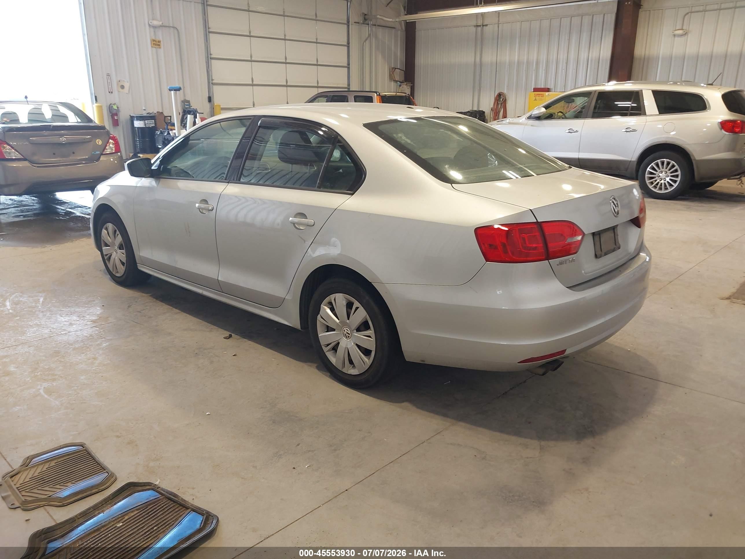 2012 Volkswagen Jetta 2.0l S Silver vin: 3VW1K7AJXCM389260