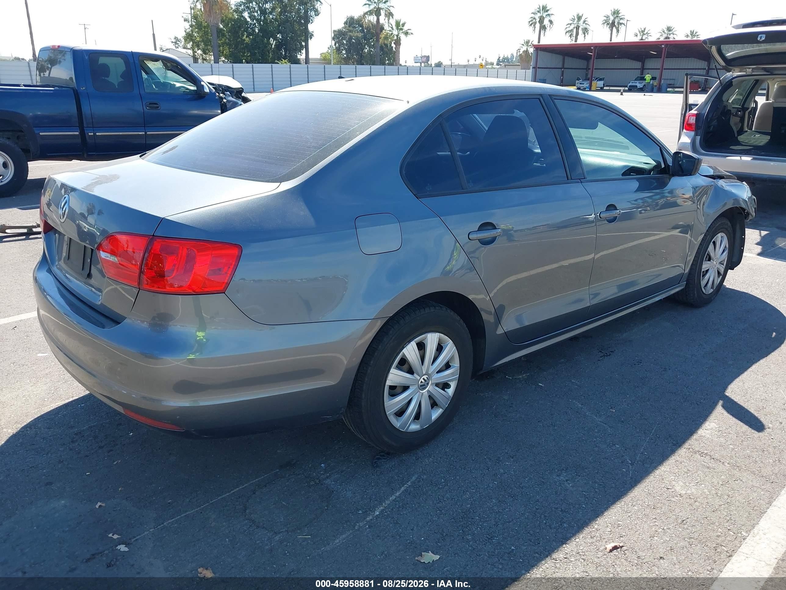 2013 Volkswagen Jetta 2.0l S Gray vin: 3VW1K7AJXDM287958
