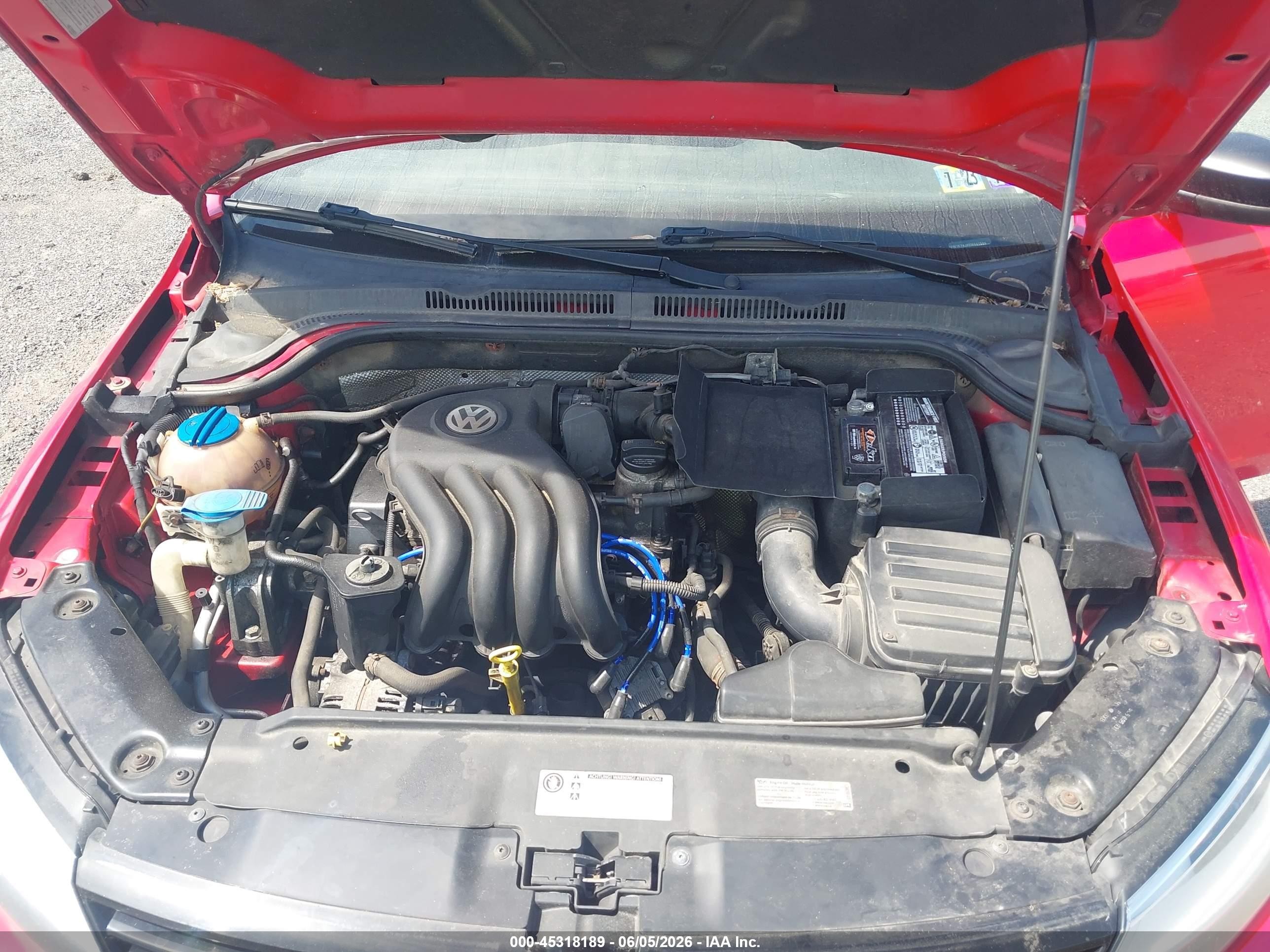 2014 Volkswagen Jetta 2.0l S Red vin: 3VW1K7AJXEM441568