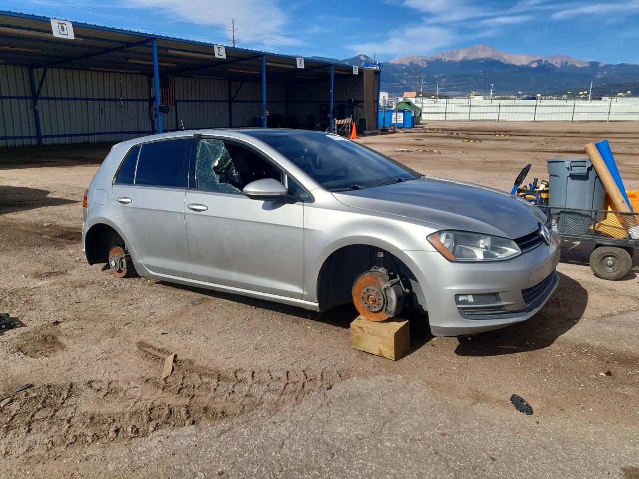 2015 Volkswagen Golf Silver vin: 3VW217AU1FM014573