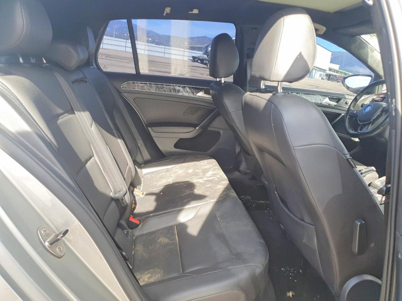 2015 Volkswagen Golf Silver vin: 3VW217AU1FM014573